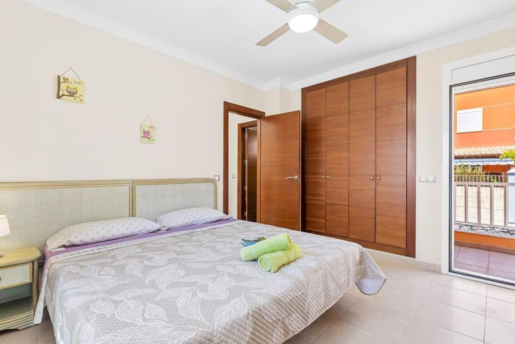 Luxury With Sea View, Heated Pool Arona (Tenerife)