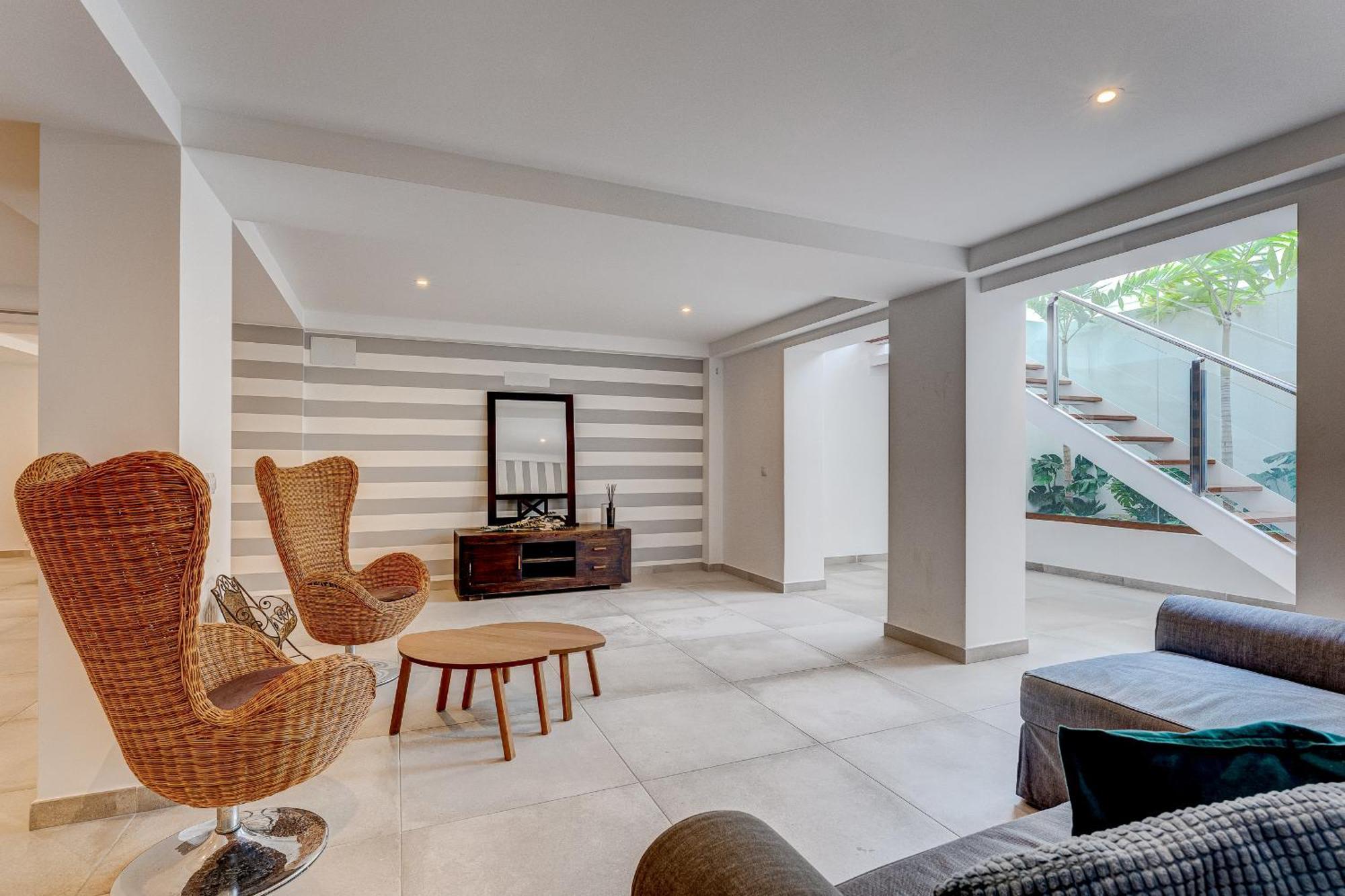Villa Fabulous Contemporary 5 Bedroom With Private Heated Pool, Sleeps Max 13 Callao Salvaje