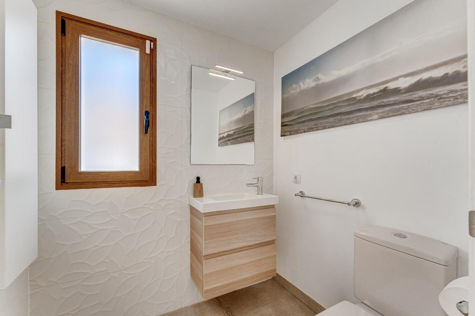 Fabulous Contemporary 5 Bedroom With Private Heated Pool, Sleeps Max 13 * Callao Salvaje
