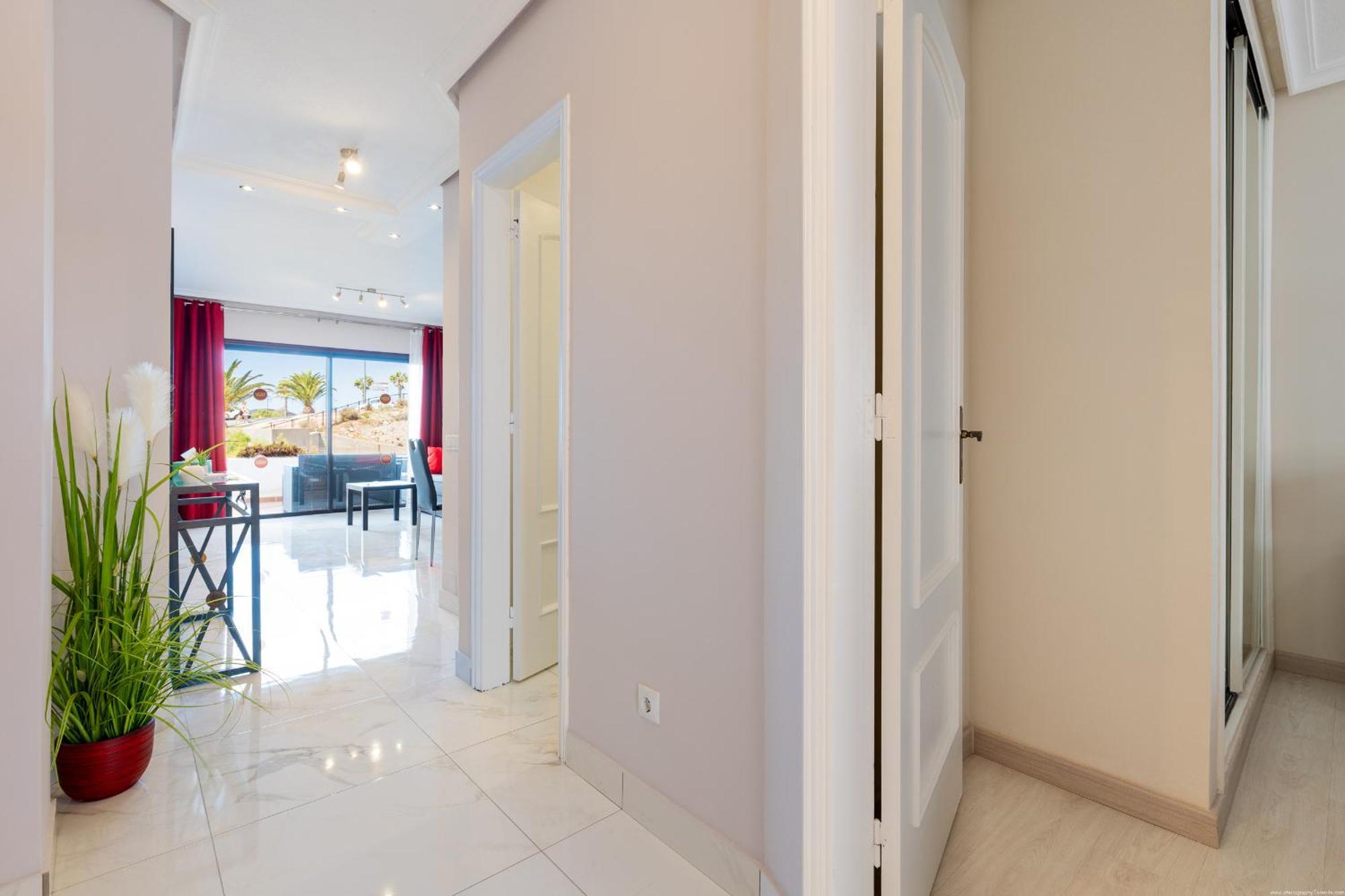 Modern In Golf Del Sur, Ac237, Tempered Pool And Ocean View