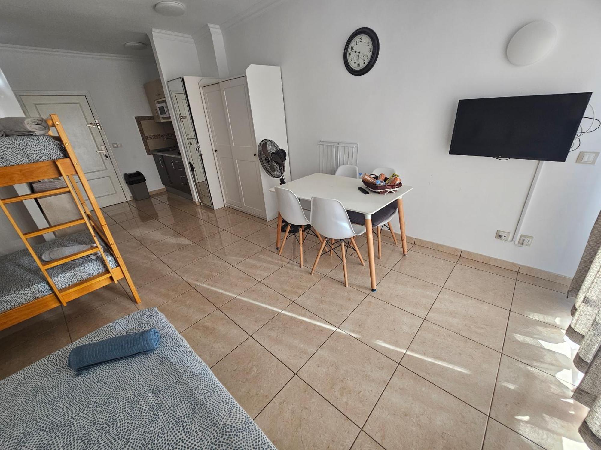 Everything You Need. All Right Here. Apartment Costa Adeje (Tenerife)