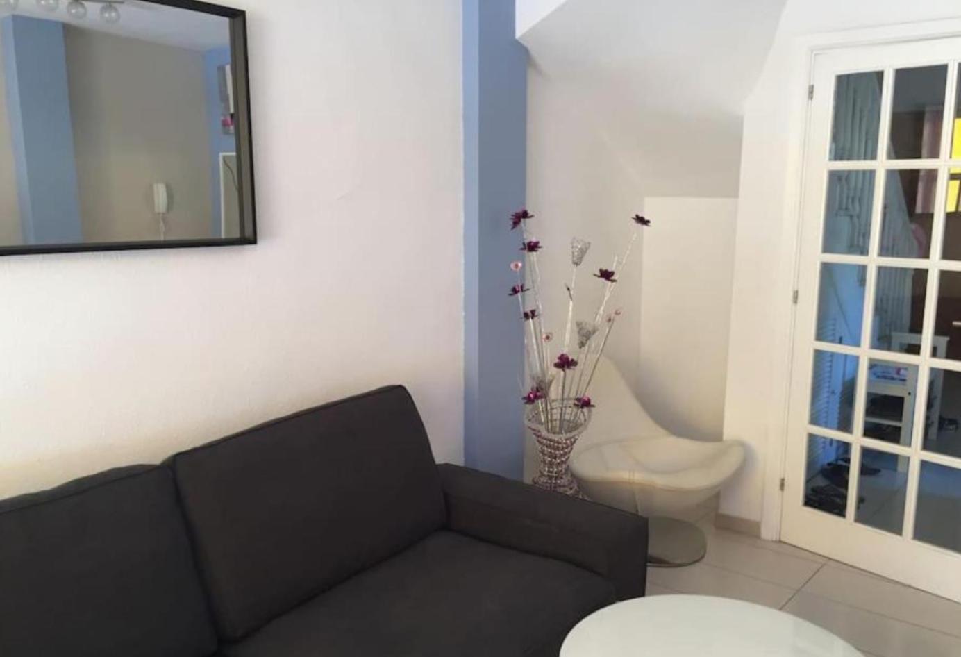 4-room House Americas, Vistas