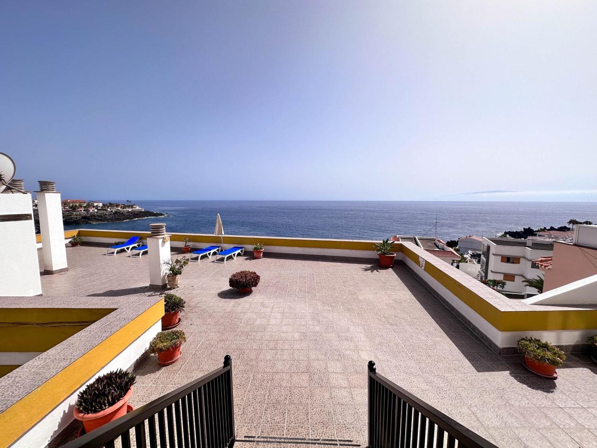 Black Apartment Puerto de Santiago (Tenerife)