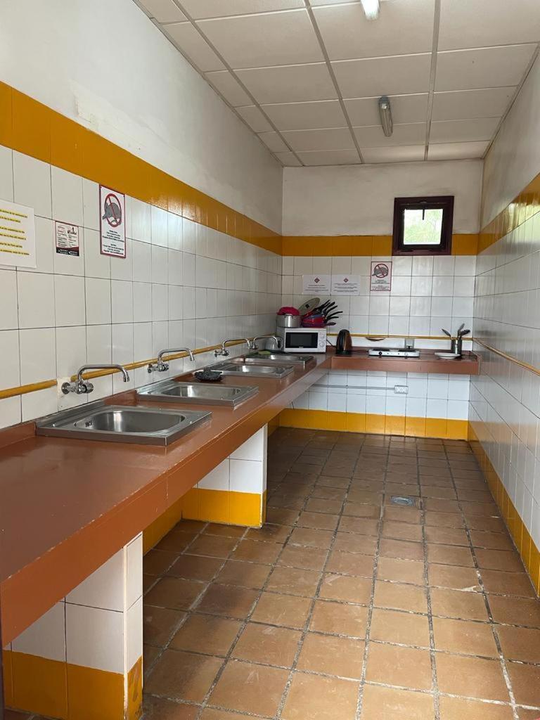 Campsite Camping Montana Roja
