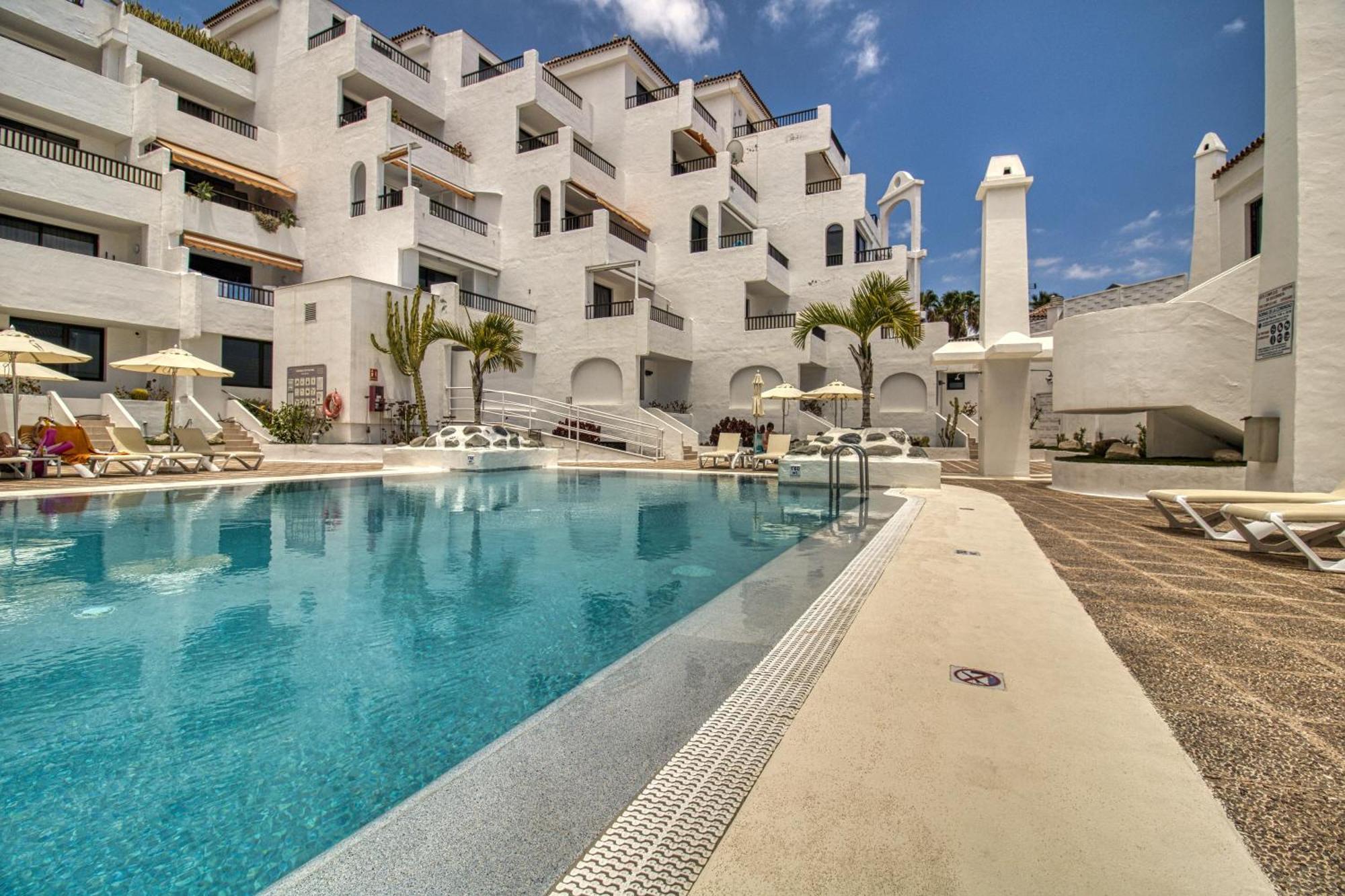 Penthouse Sea View Jacuzzy Terrace & Pool
