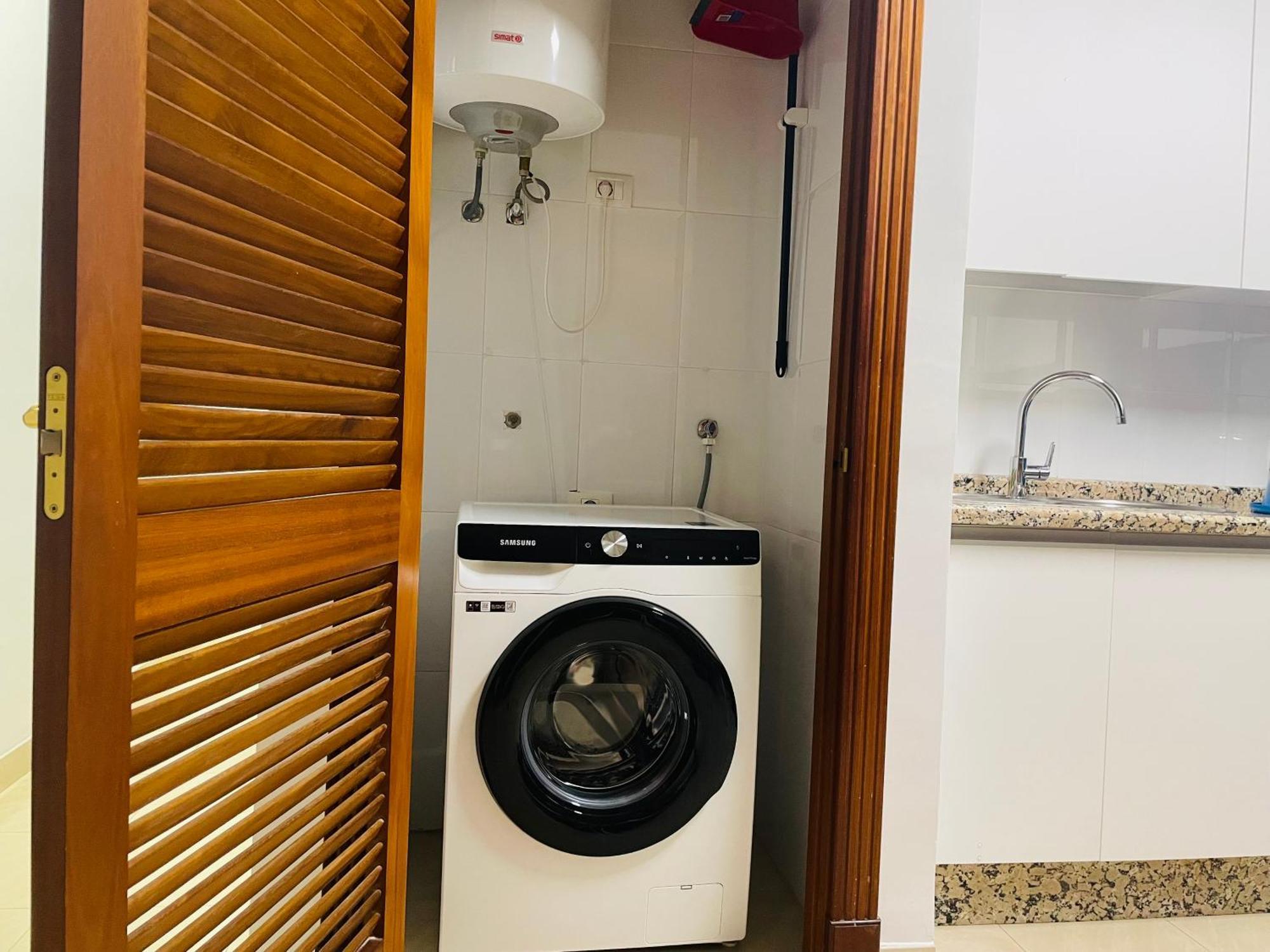422 Quiet, Beautiful Flat With Sea View Apartment *