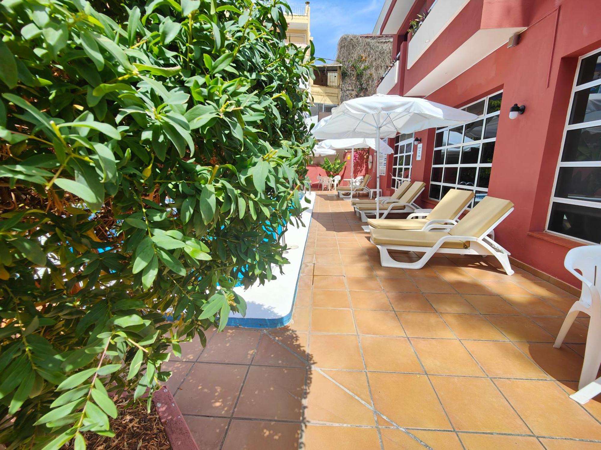 Don Candido Hotel *