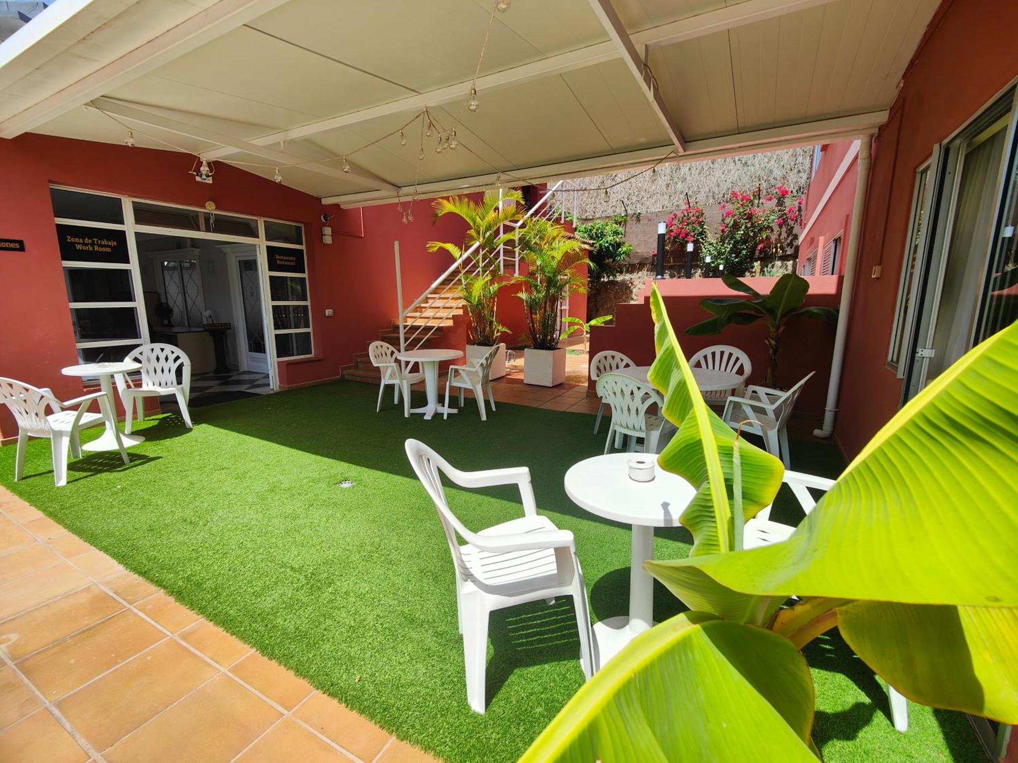 Don Candido Hotel *