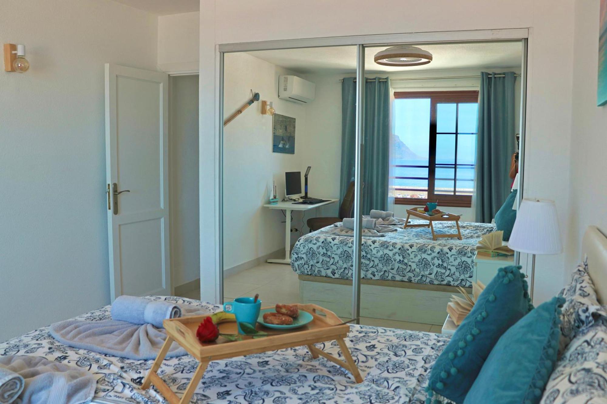 Capitain Beachside Haven Acantilado de los Gigantes