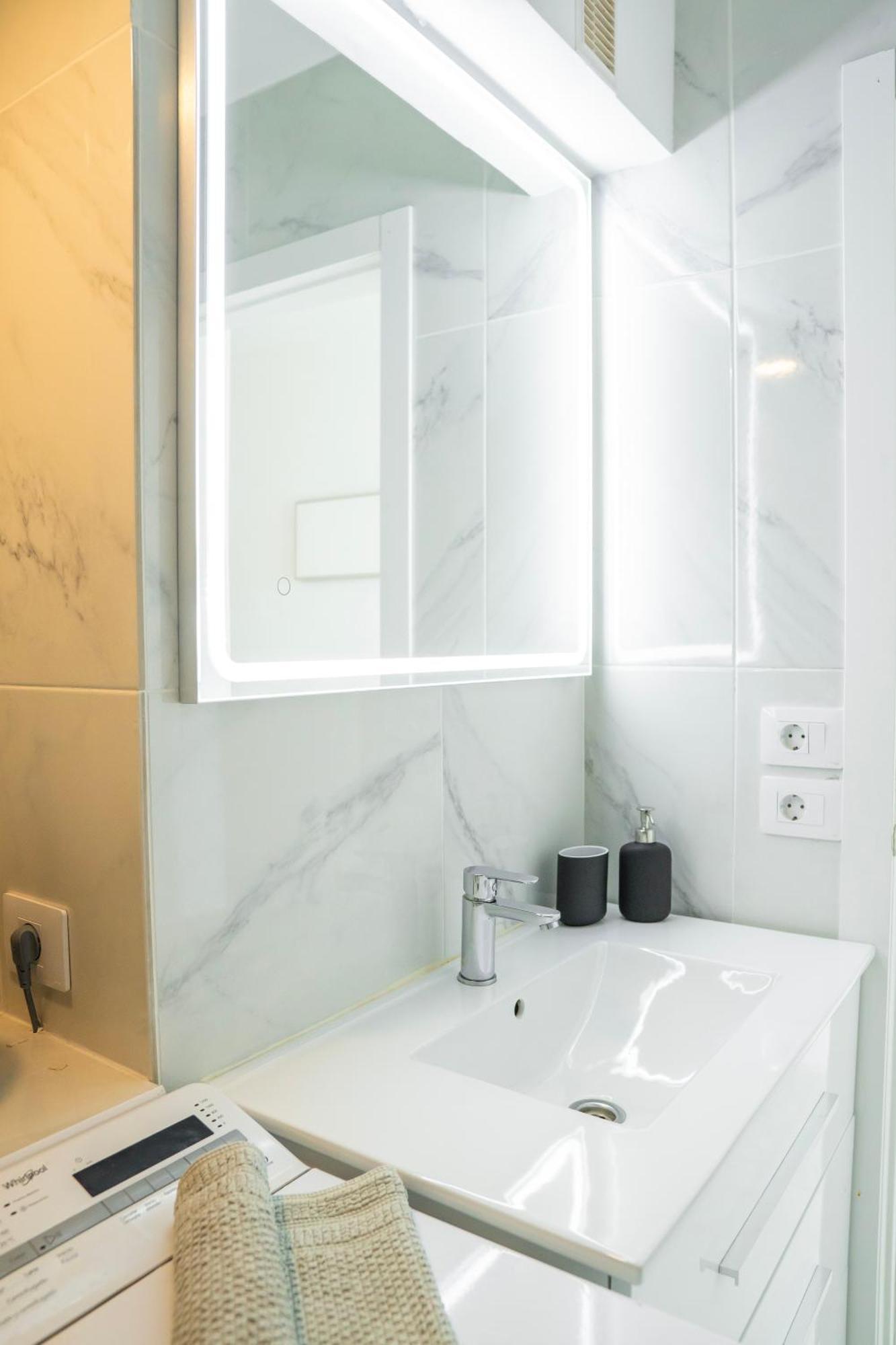 Apartamento Colourful Bright Centred Aparment With Ocean View 911, Ponderosa *