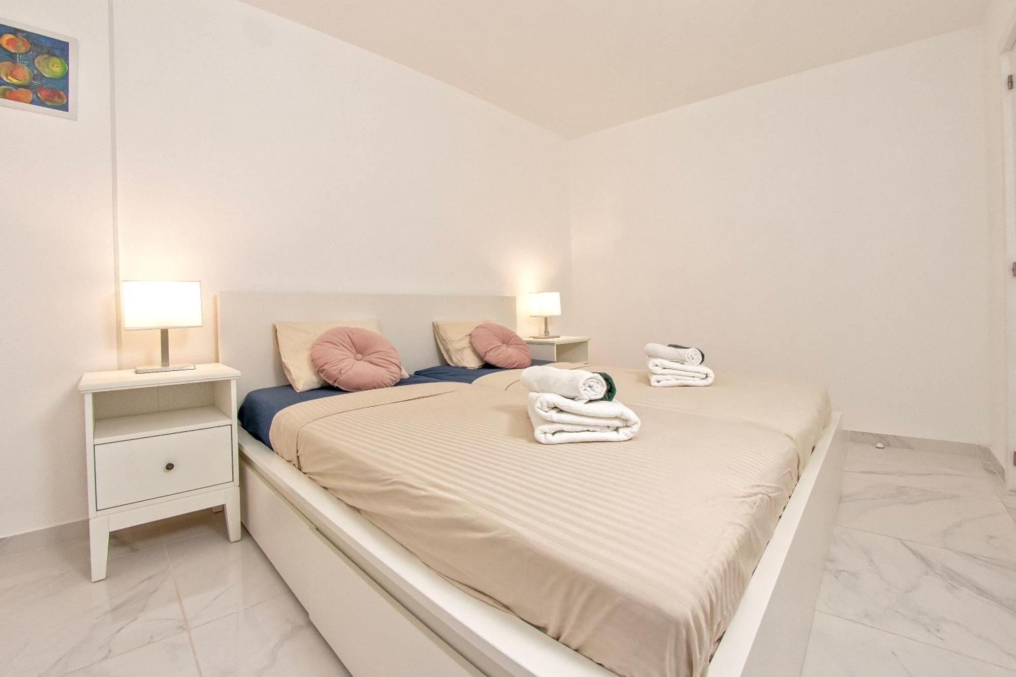 Apartamento Colourful Bright Centred Aparment With Ocean View 911, Ponderosa