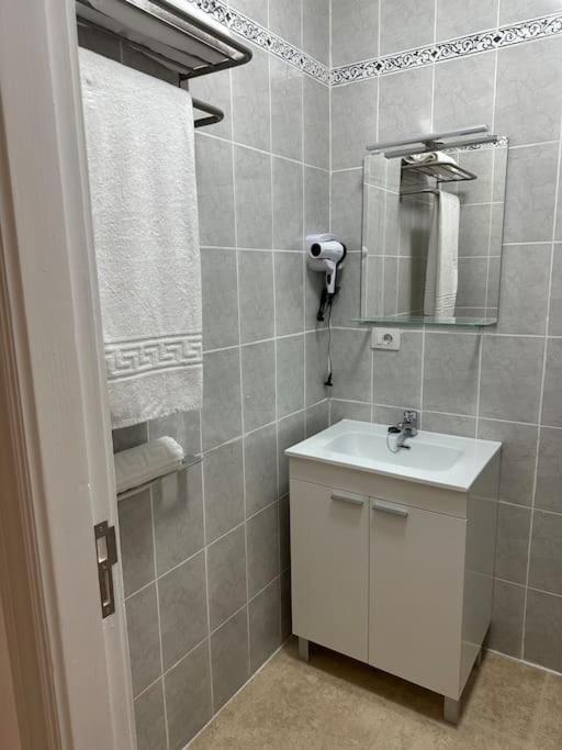 Bonito Estudio En San Isidro Bien Situado