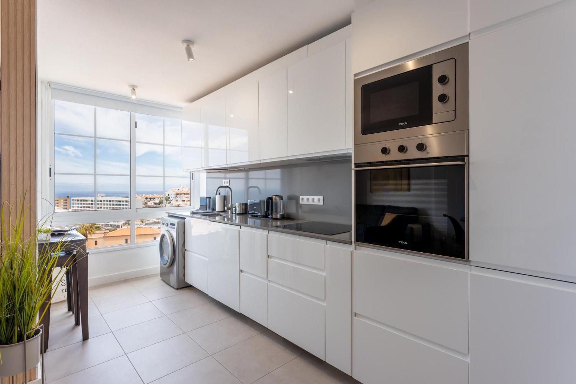Callao Sunset Apartment, Sea View And Pool