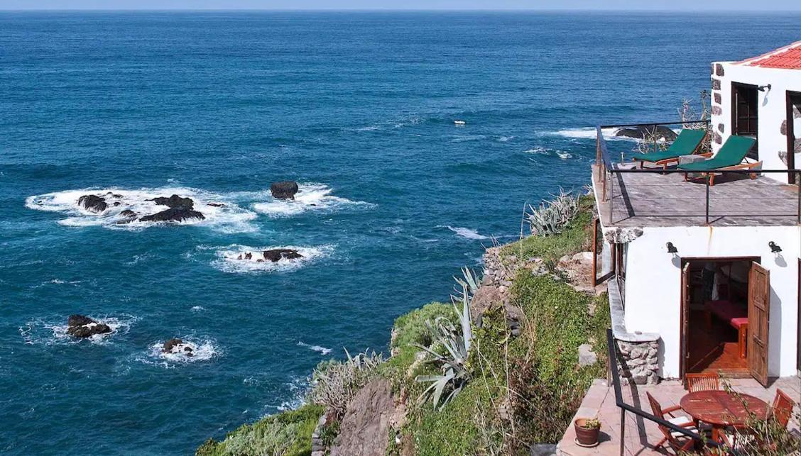 El Faro - Waterfront
