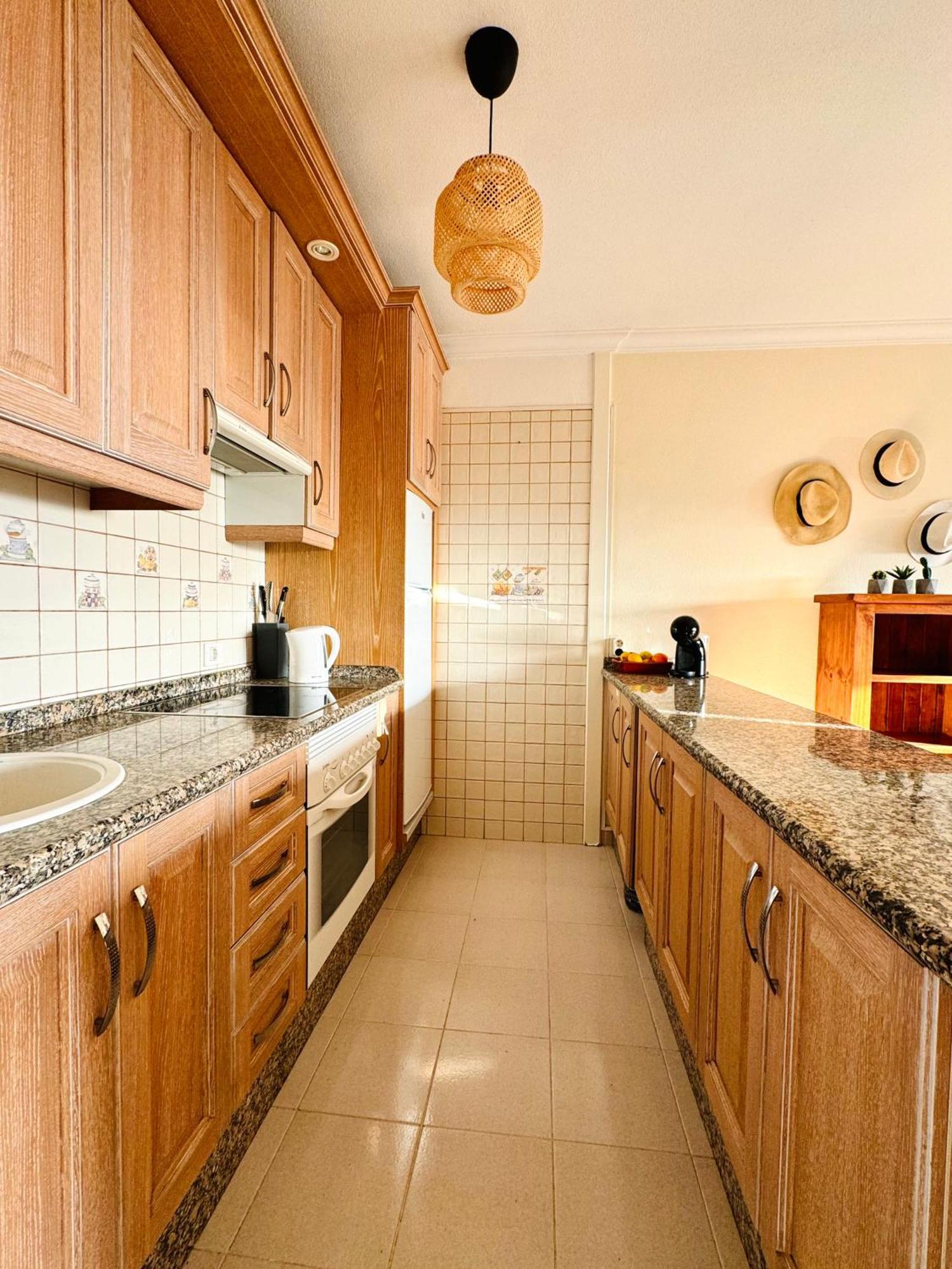 Apartment Casa Hugo - Ocean View, Quiet Pool, Fibre Net, Gigantes Puerto de Santiago (Tenerife)