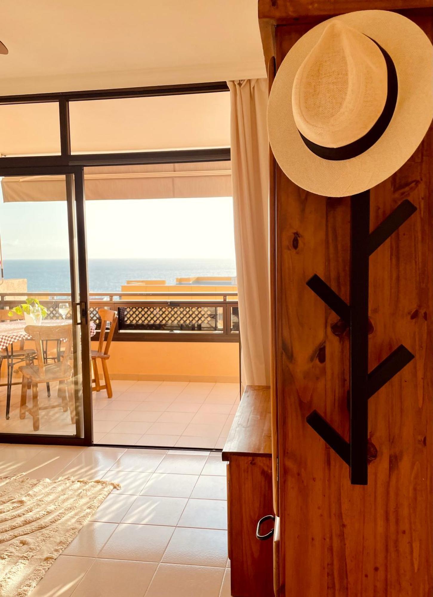 Casa Hugo - Ocean View, Quiet Pool, Fibre Net, Gigantes Apartment Puerto de Santiago (Tenerife)
