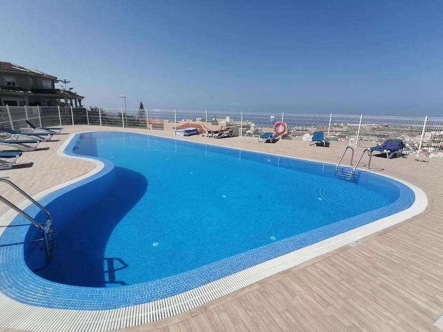 Rockin' View - 2 Bedroom Great Terrace, Parking, Pool *