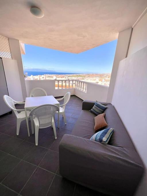 Rockin' View - 2 Bedroom Great Terrace, Parking, Pool Costa Adeje (Tenerife)