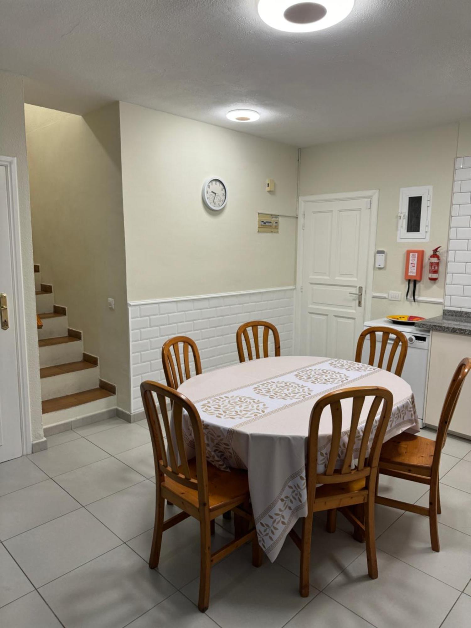 - 2 Bedroom Large Duplex With Double Terrace Apartment