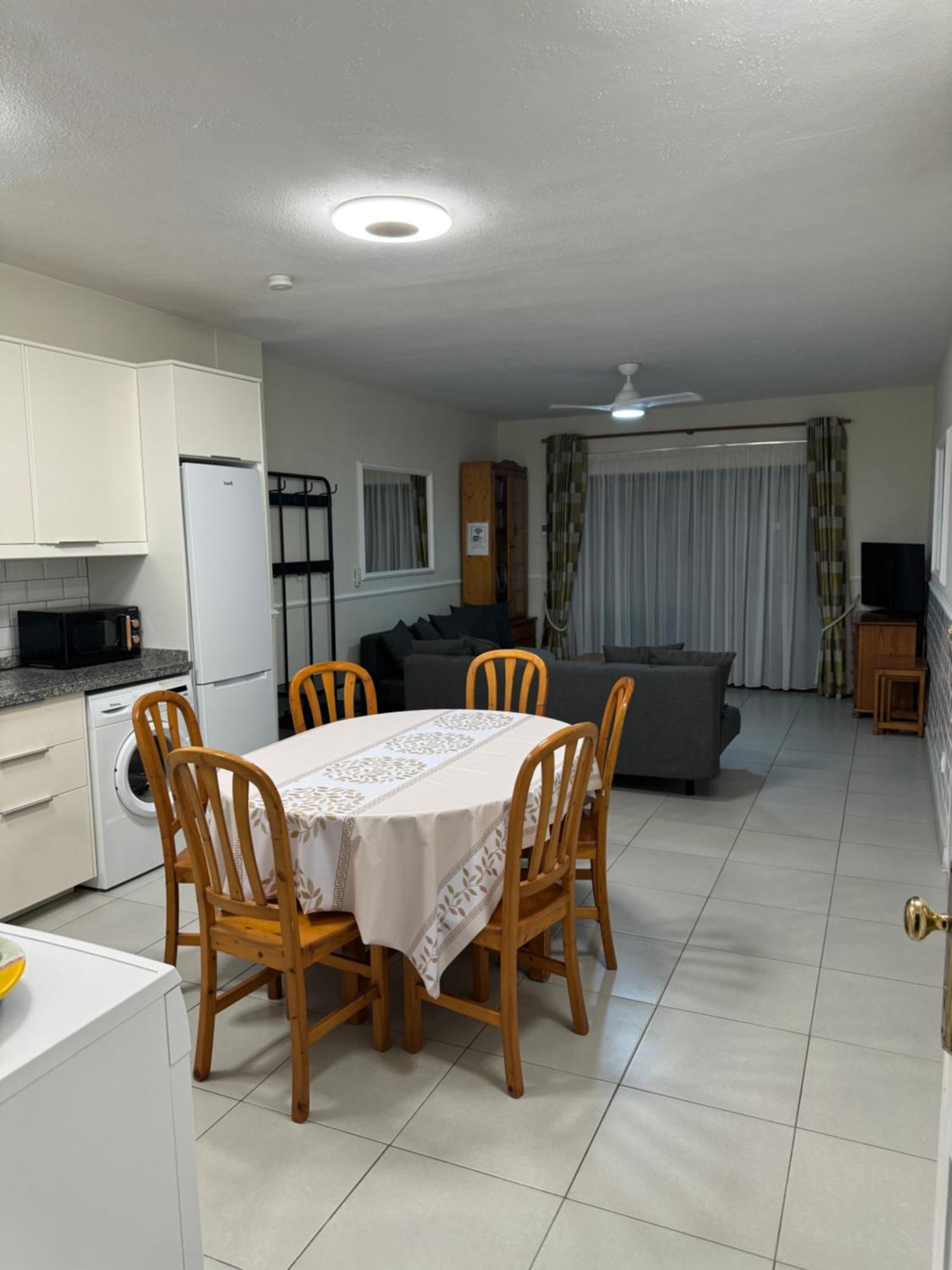 - 2 Bedroom Large Duplex With Double Terrace