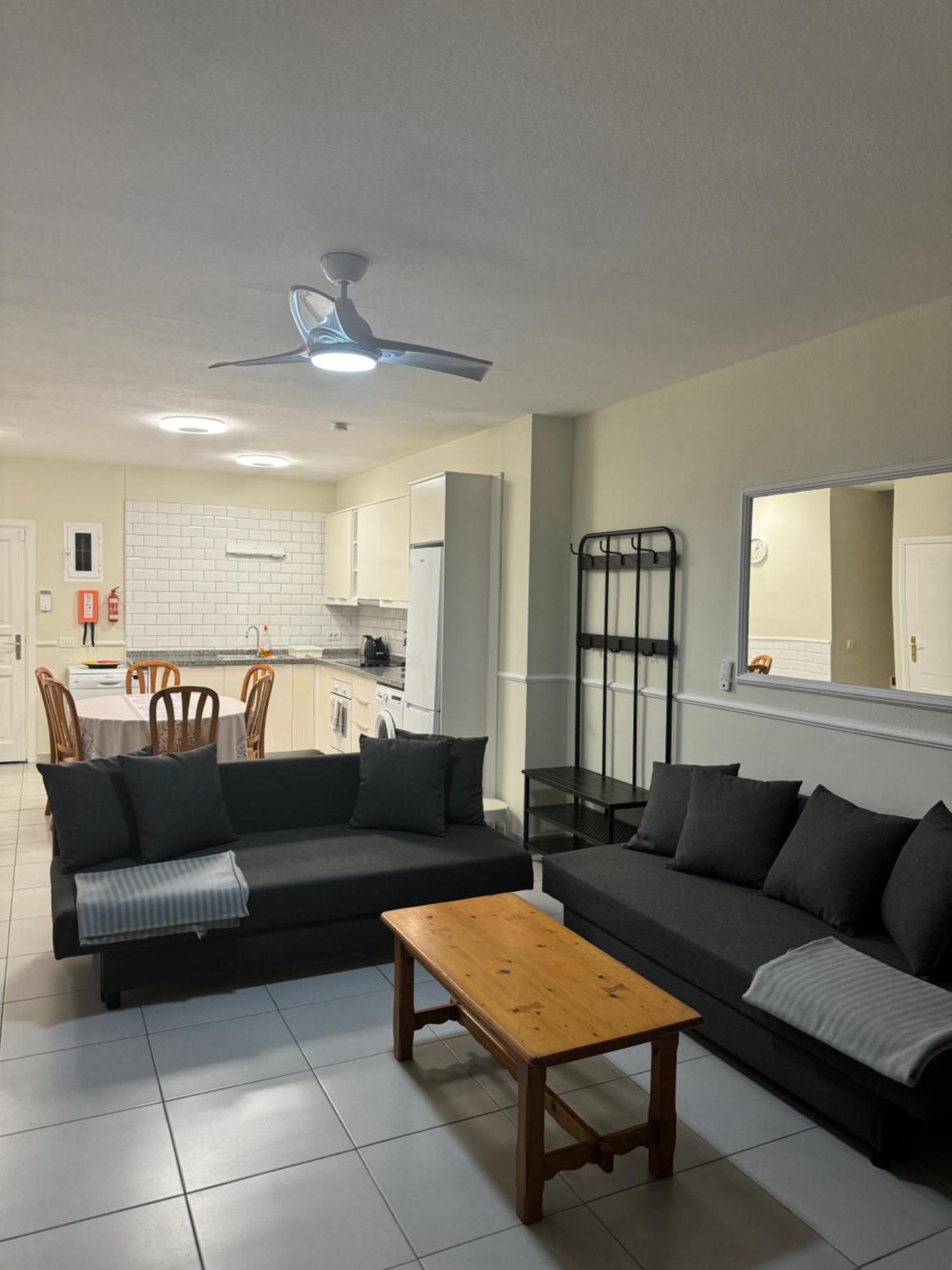 - 2 Bedroom Large Duplex With Double Terrace *
