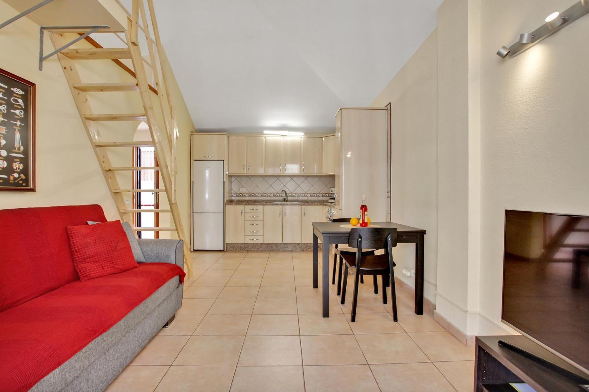 2 Bedroom Diamantes In Cristianos Los Cristianos (Tenerife)