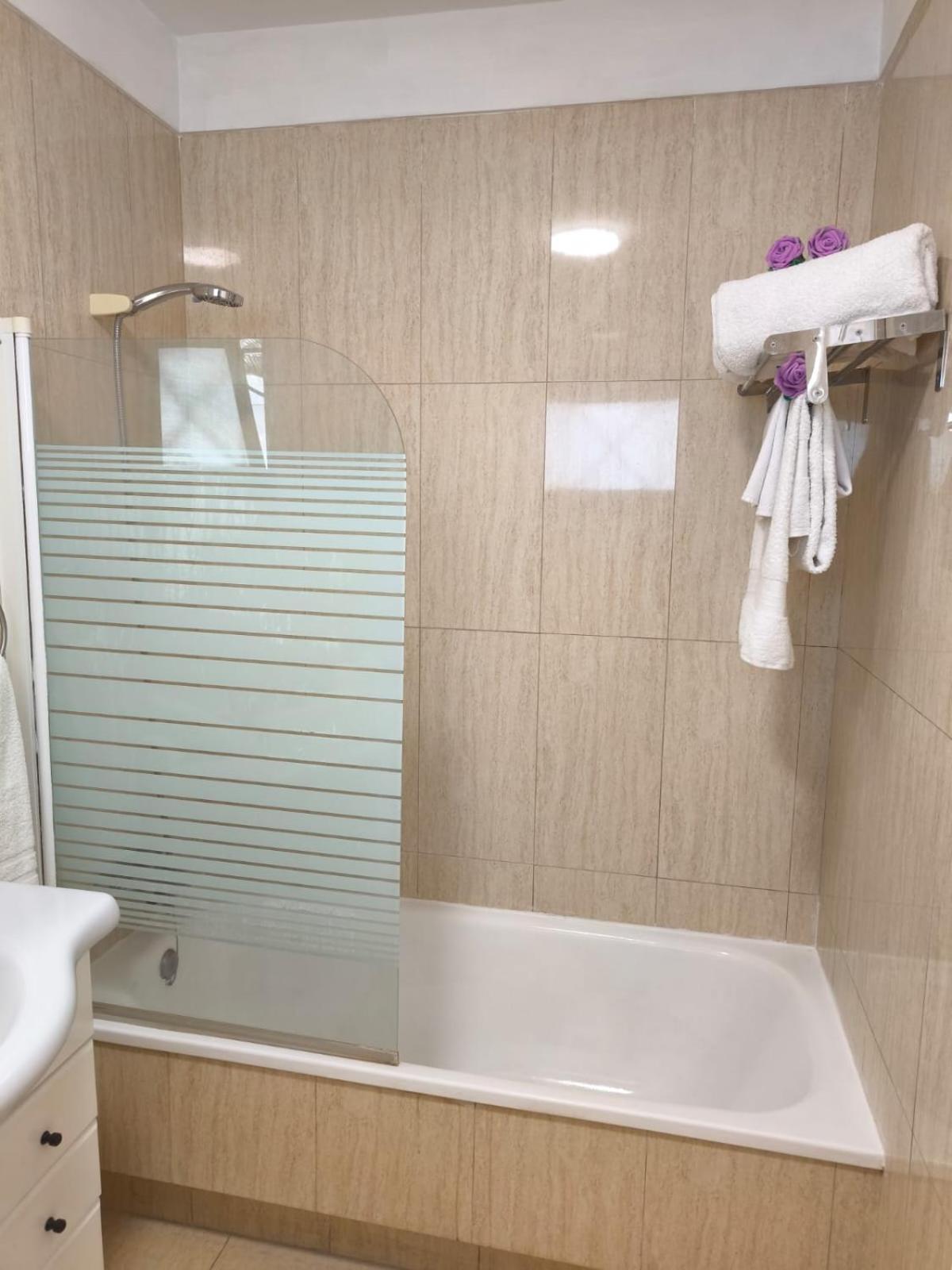 Apartment Vivienda Con Piscina En El *