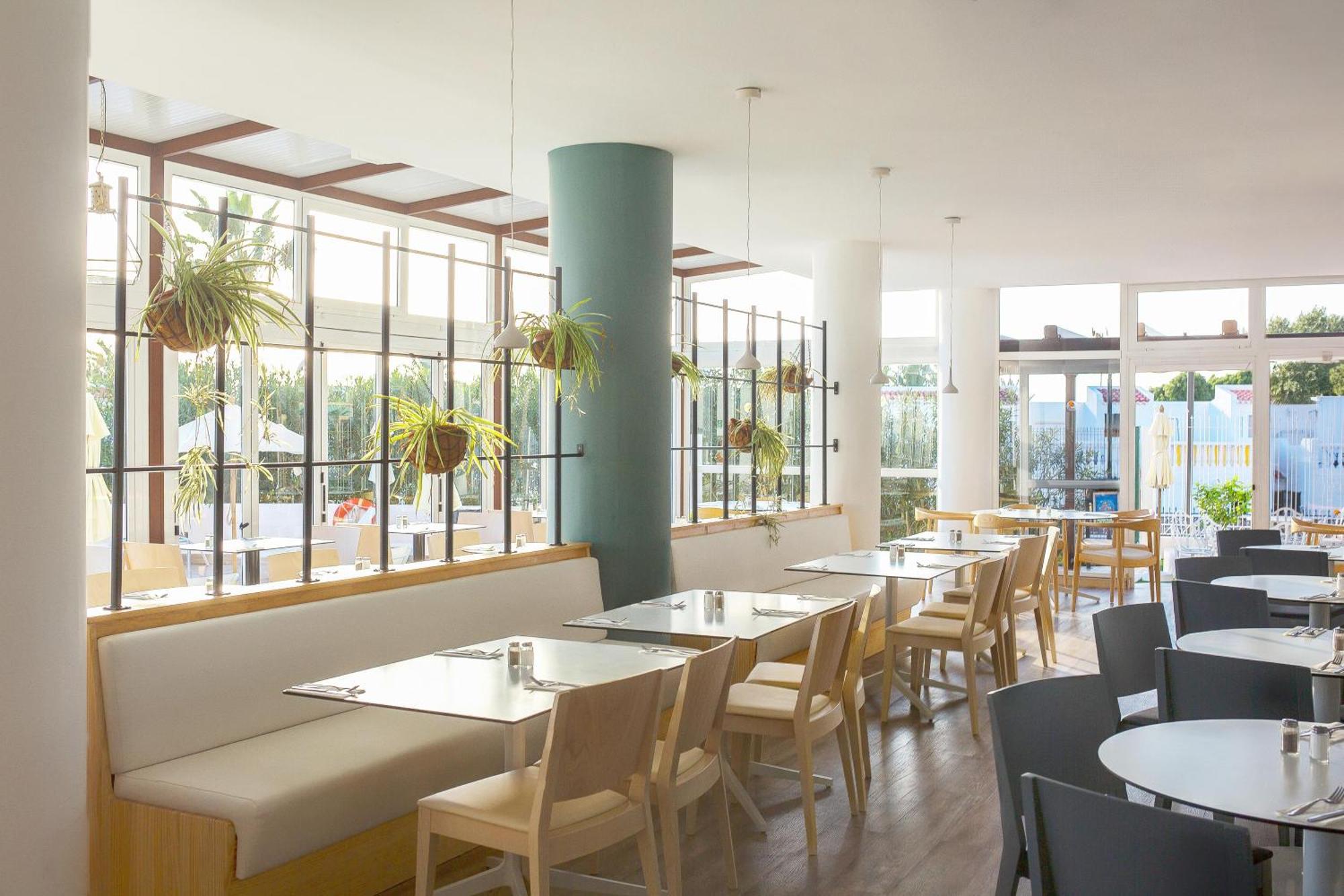 Hotel Coral Ocean View - Adults Only 4*