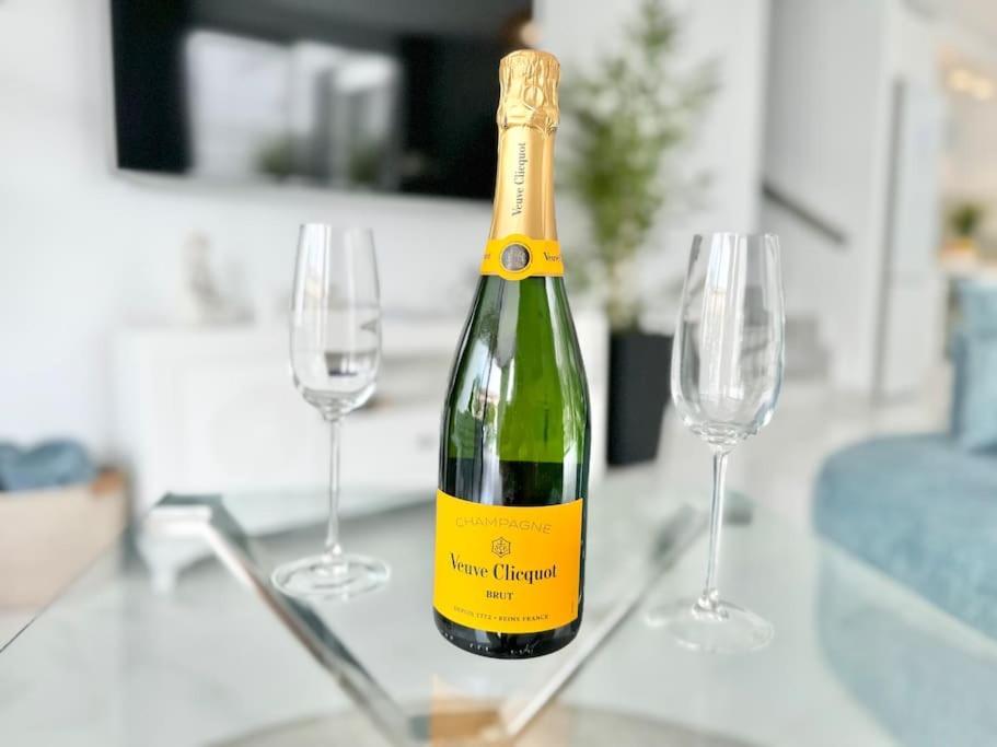 Welcome To Bali A Luxurious Modern Getaway Villa Los Cristianos (Tenerife)