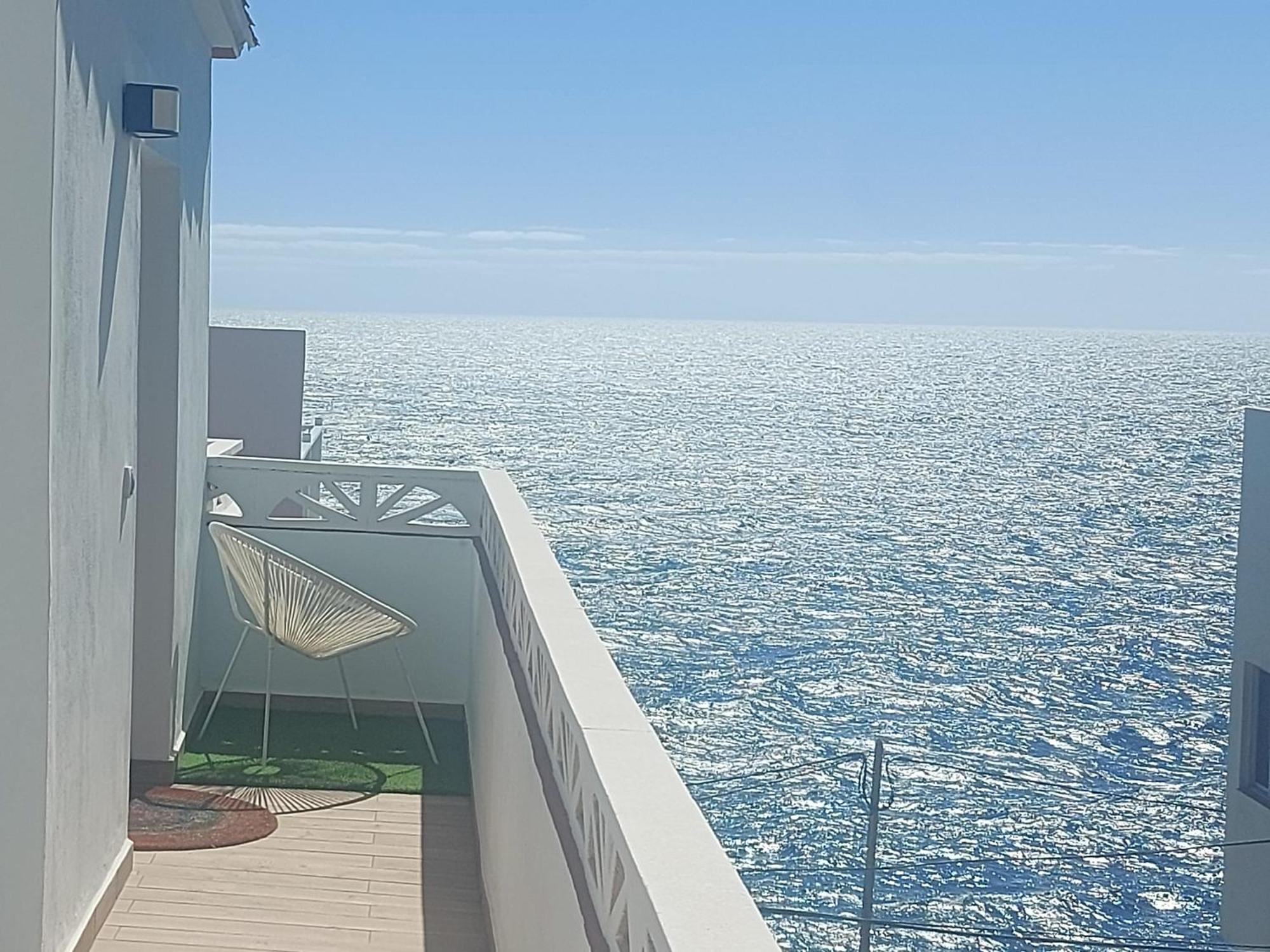 Apartment Olas Atico Penhouse With Terrace And Sea View, 2 Bedrooms