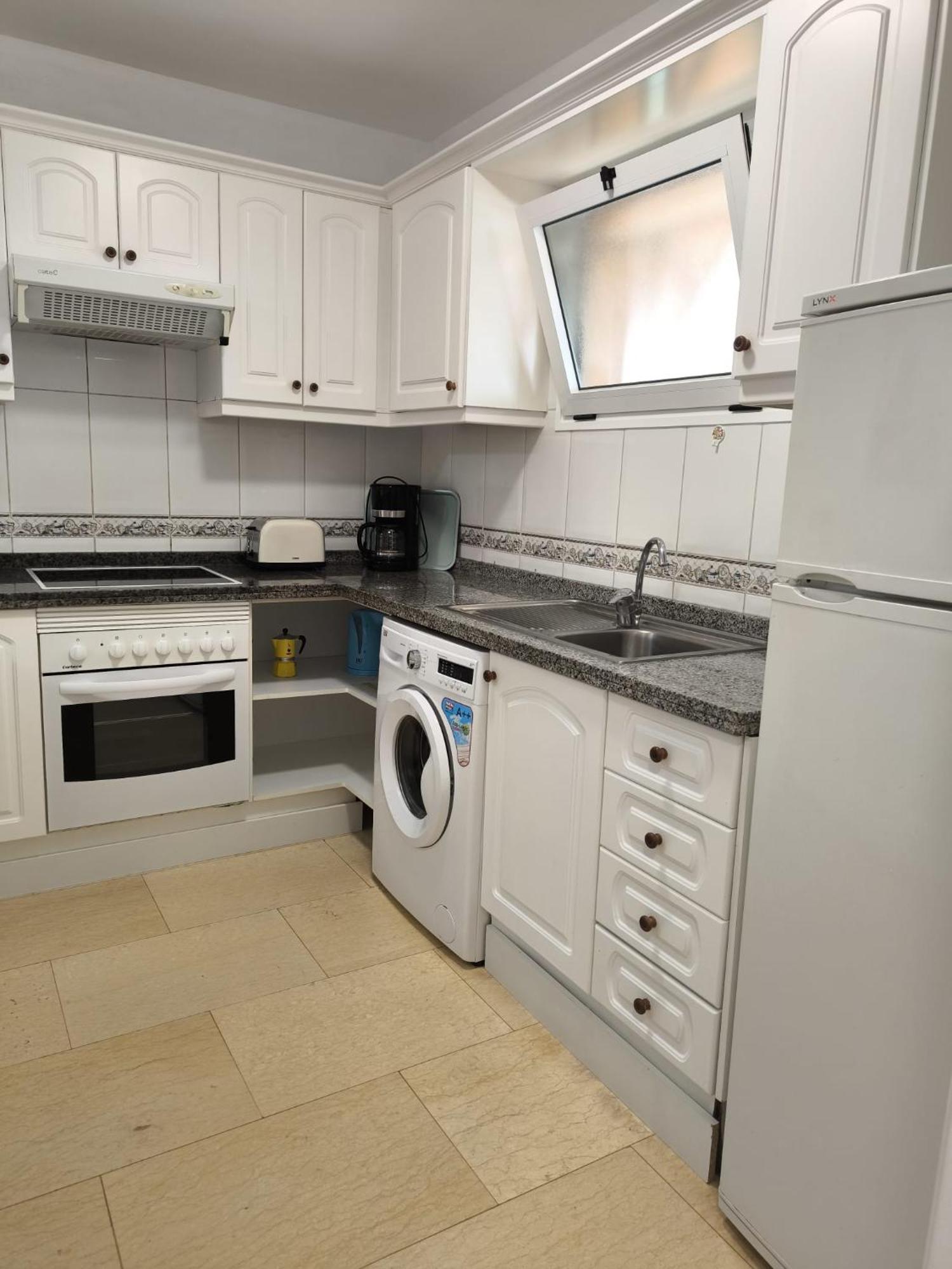 Apartment Vivienda Con Piscina En El *
