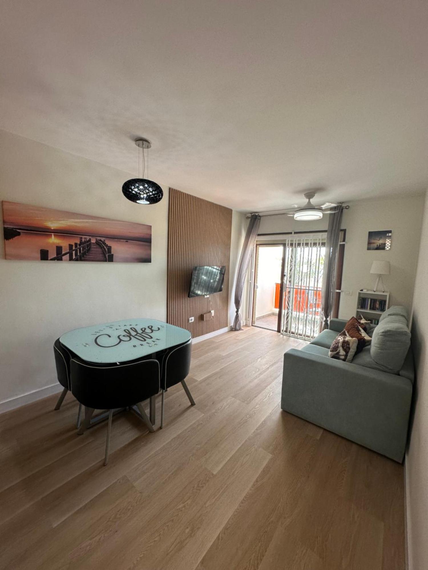 En Playa Vistas. Veramar. Free Parking, Pool! Appartement