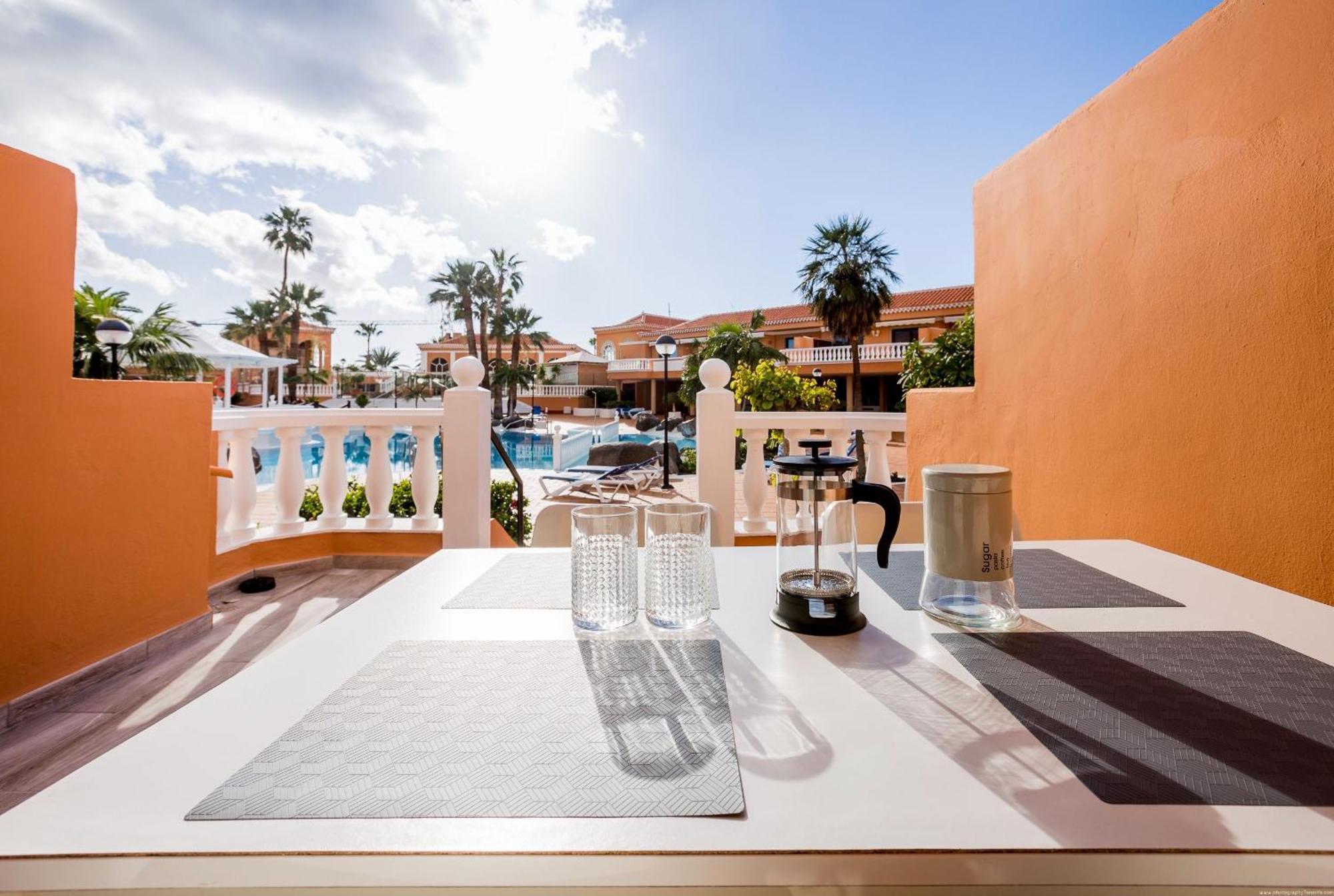 Beachfront Bliss - Tenerife Royal Gardens Appartement *