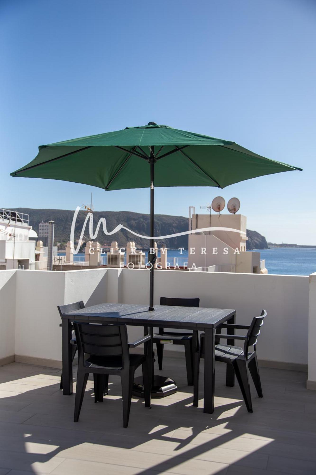 Few Steps From The In Cristianos Hostel *