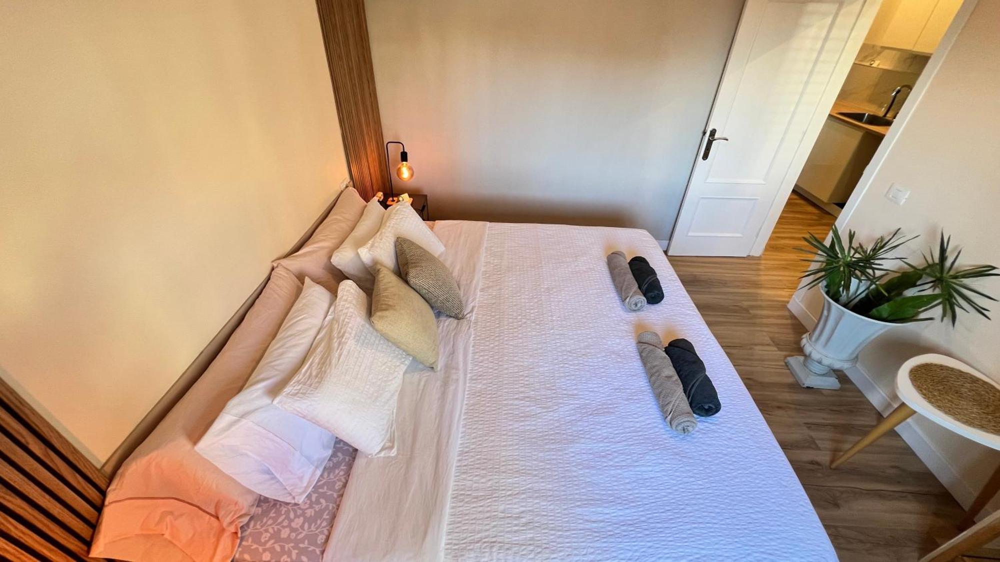 Alcamar Brand With 2 Bedroom And Private Bathroom Near The Sea!