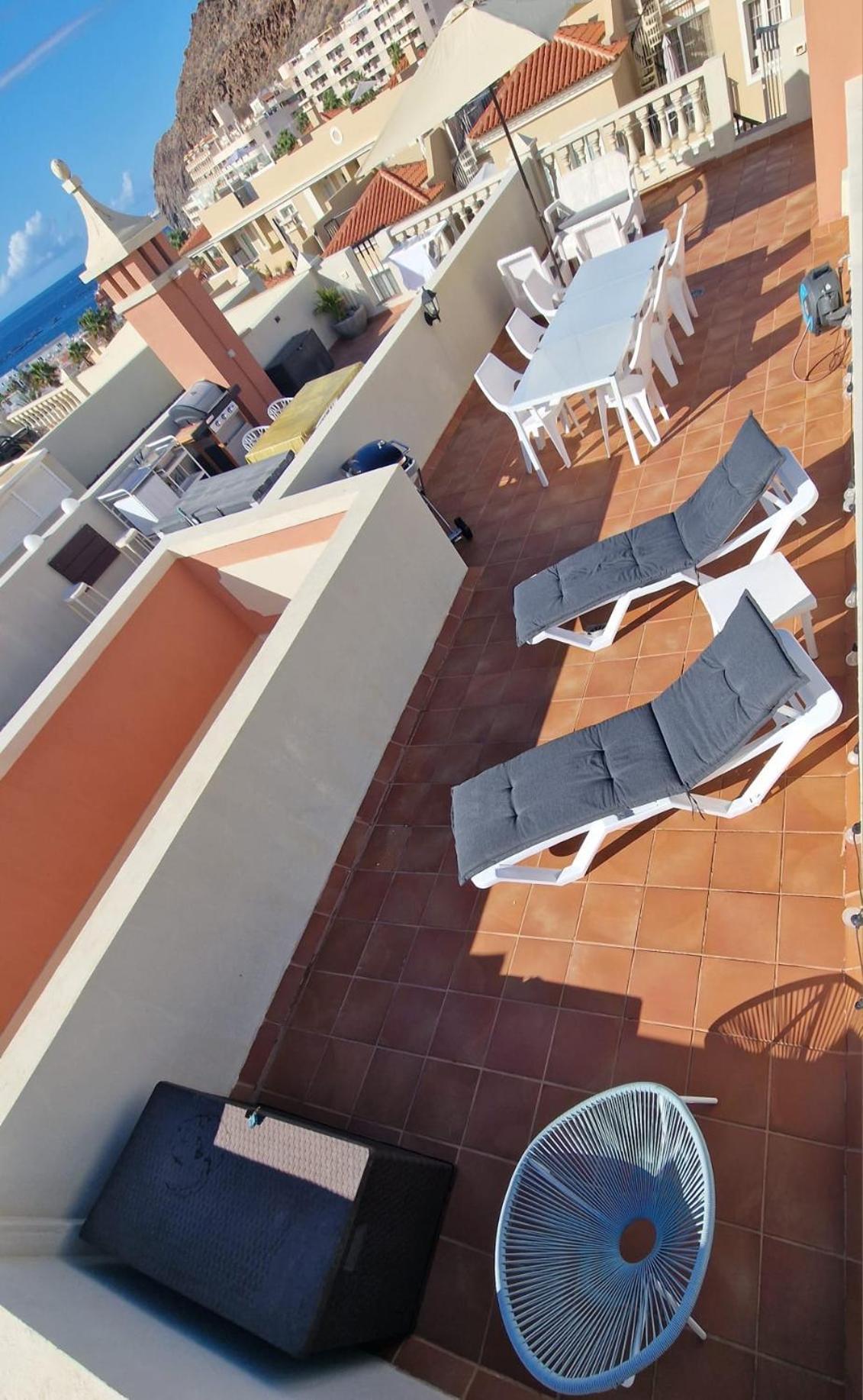 Apartment Sunset Rooftop Terrace