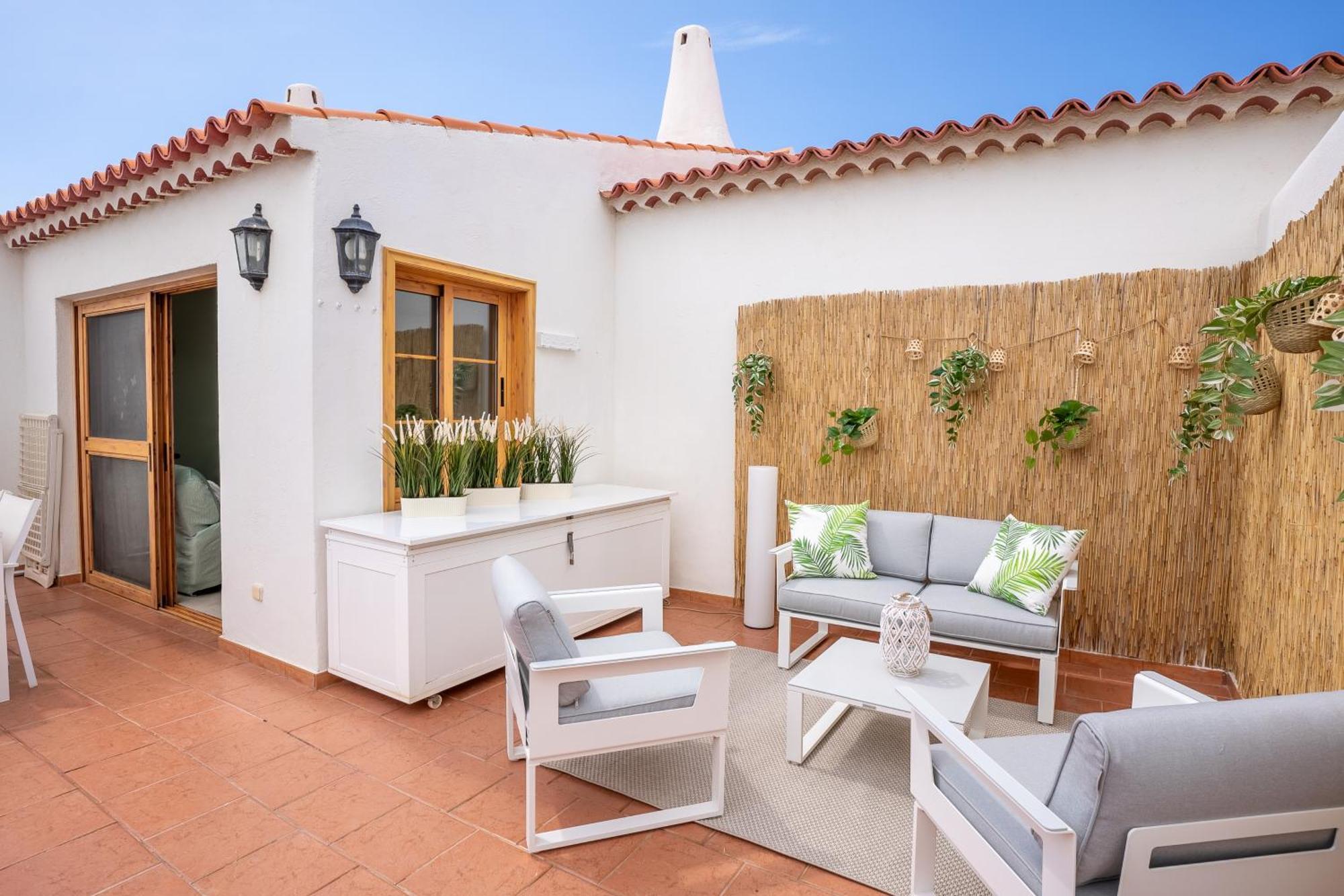Beautiful 4 Bedroom House With Phenomenal Golf And Mountain Views Aparthotel