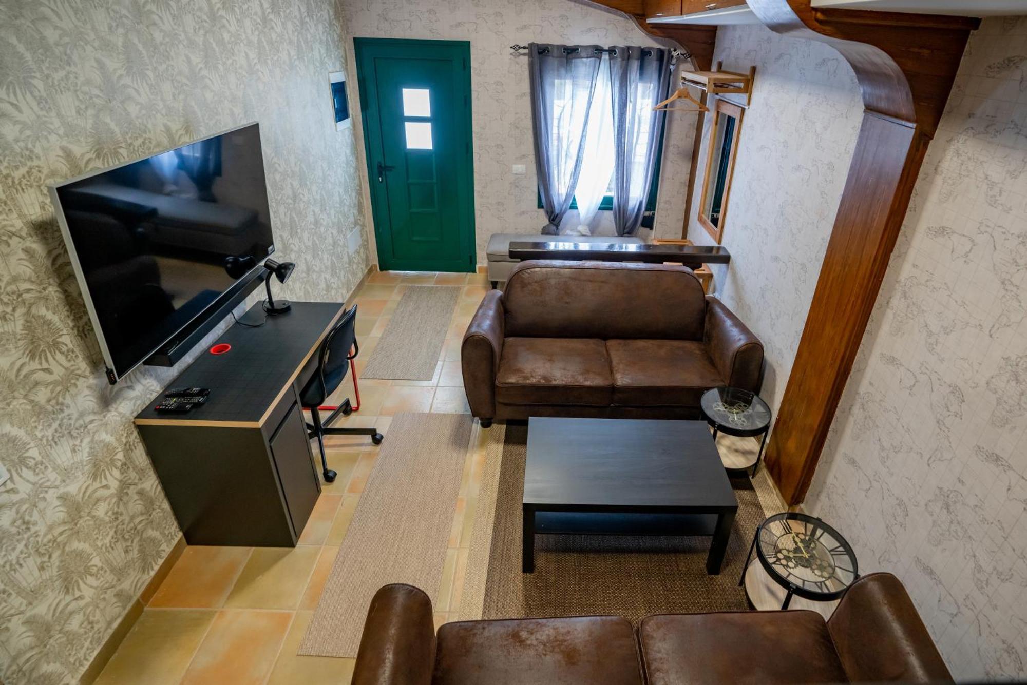 Casa Julio - Complete Coastal Retreat - Entire - 3 Min Walk From The Ocean - Shared Entrance With Host * Alcala (Tenerife)
