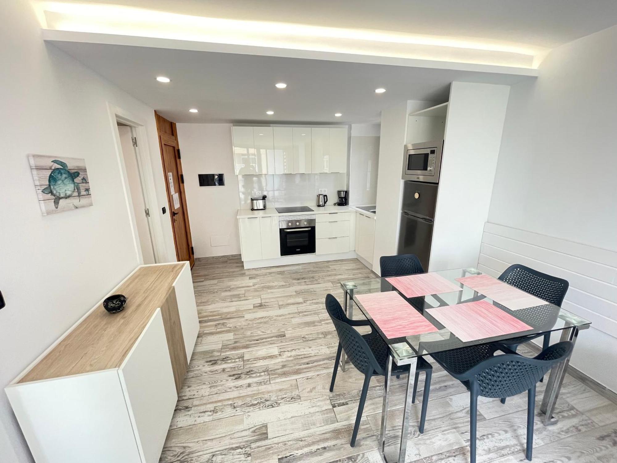 Apartment 5. Cozy In Americas Playa de las Americas (Tenerife)