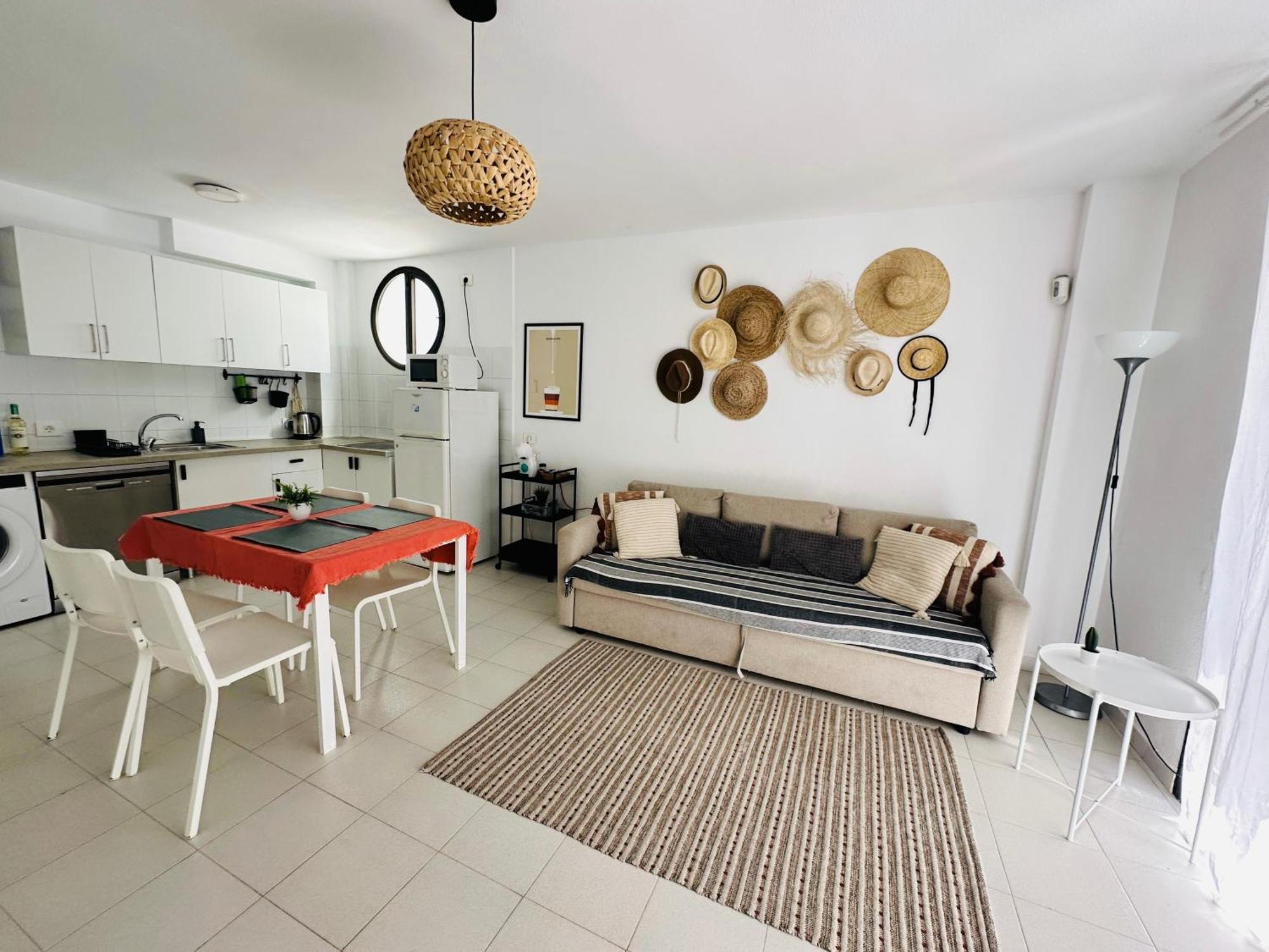 Apartamento Cristianos 1-bedroom Apartment, Swimming Pool *