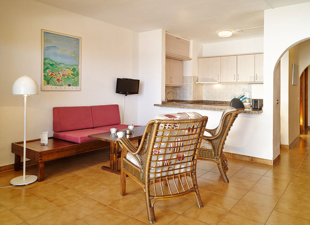 Albatros Apartahotel
