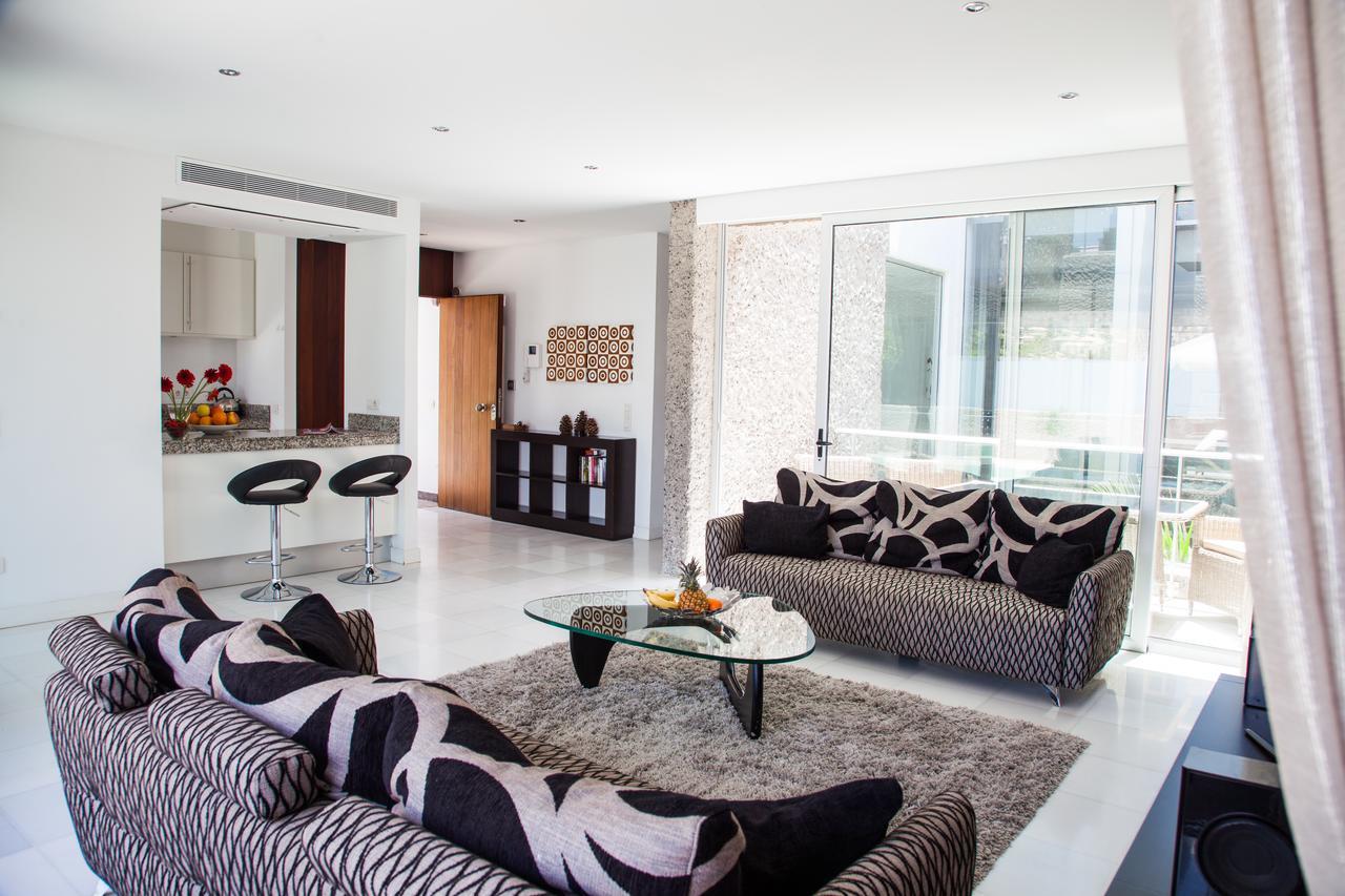 Villa Luxury In Habitats Del Duque