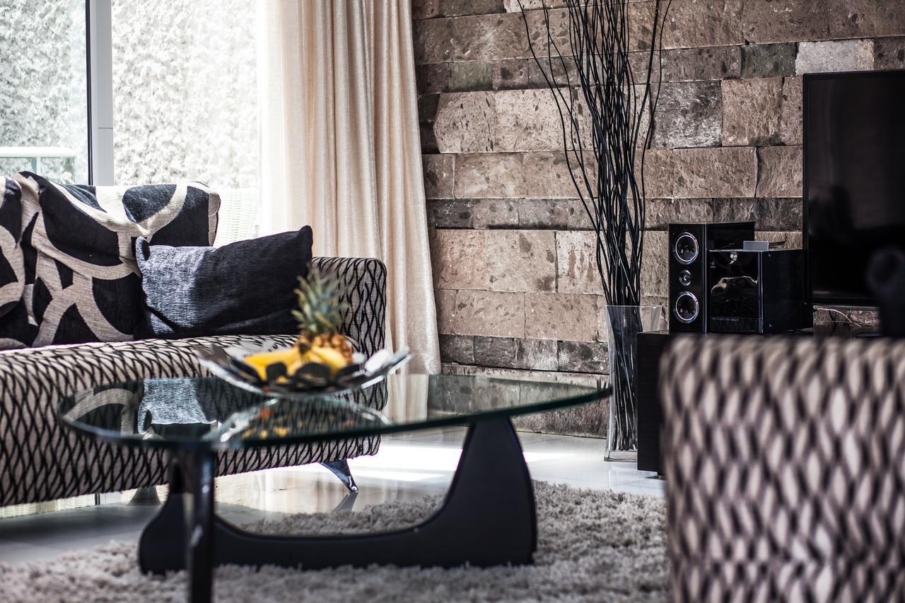 Luxury In Habitats Del Duque *