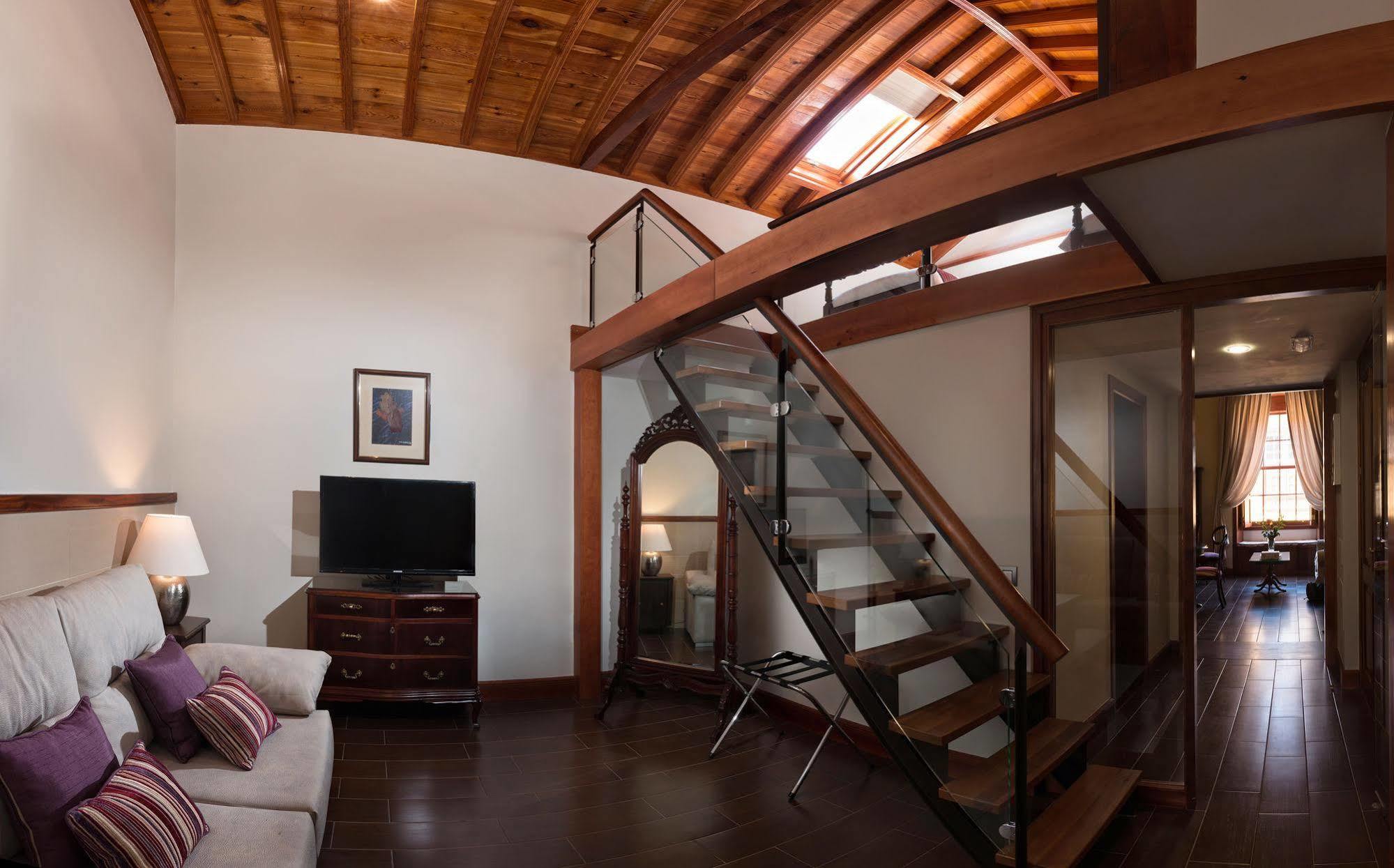 Mc San Agustin Apartment