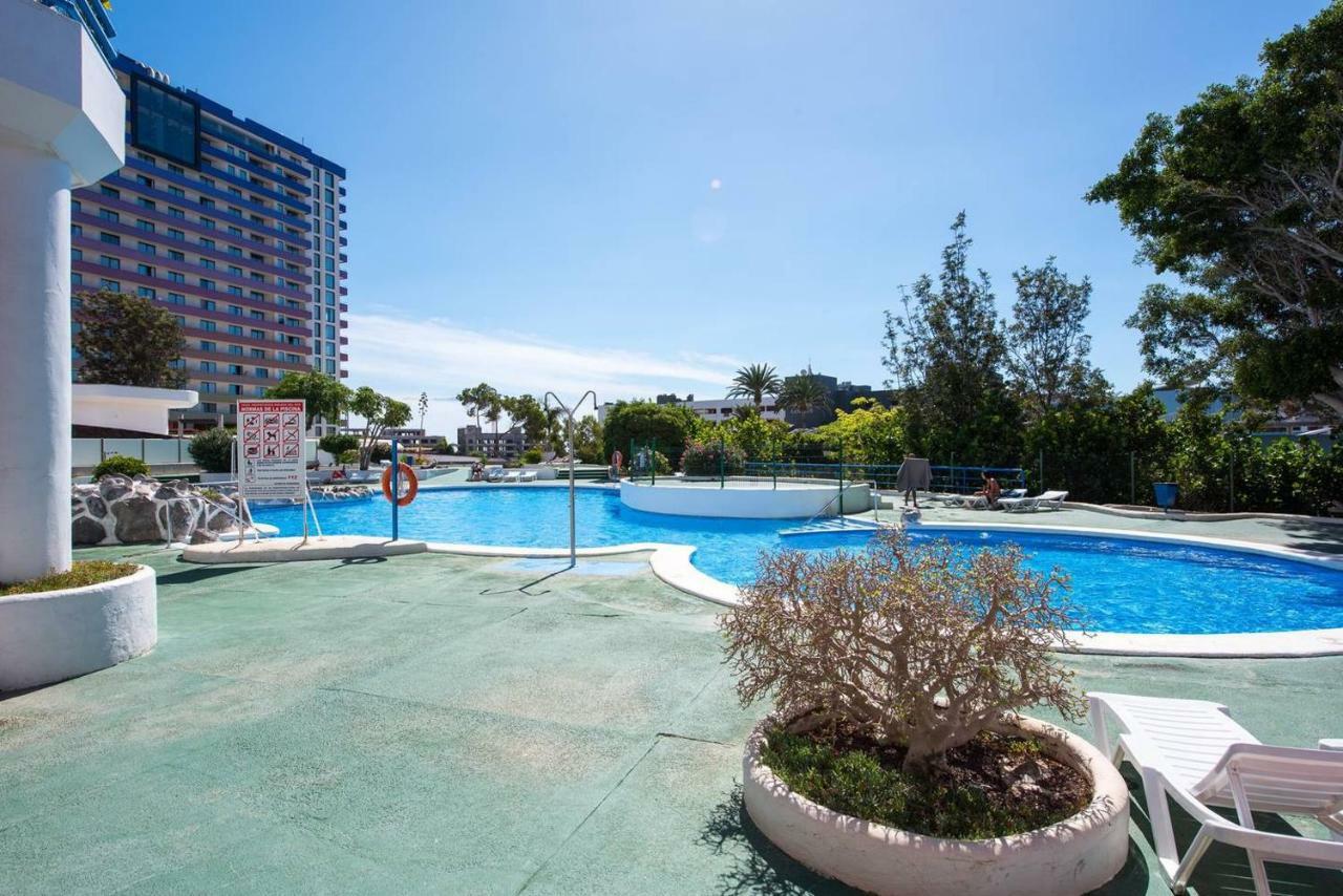 1204 Spectacular View Studio Refurbished New *