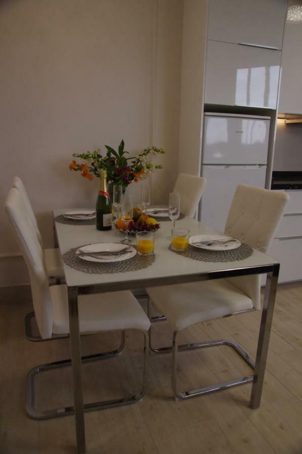 Apartamento Sunny Colina Blanca