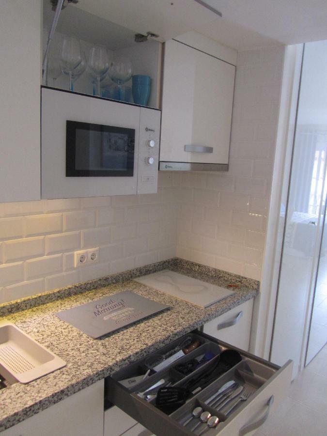 Cristianos Studio, Modern, Spacious, Pool,wifi *