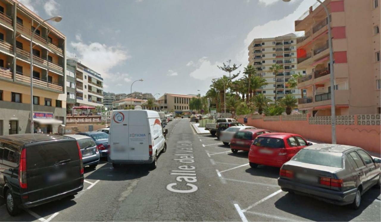 Los Cristianos Town * Los Cristianos (Tenerife)
