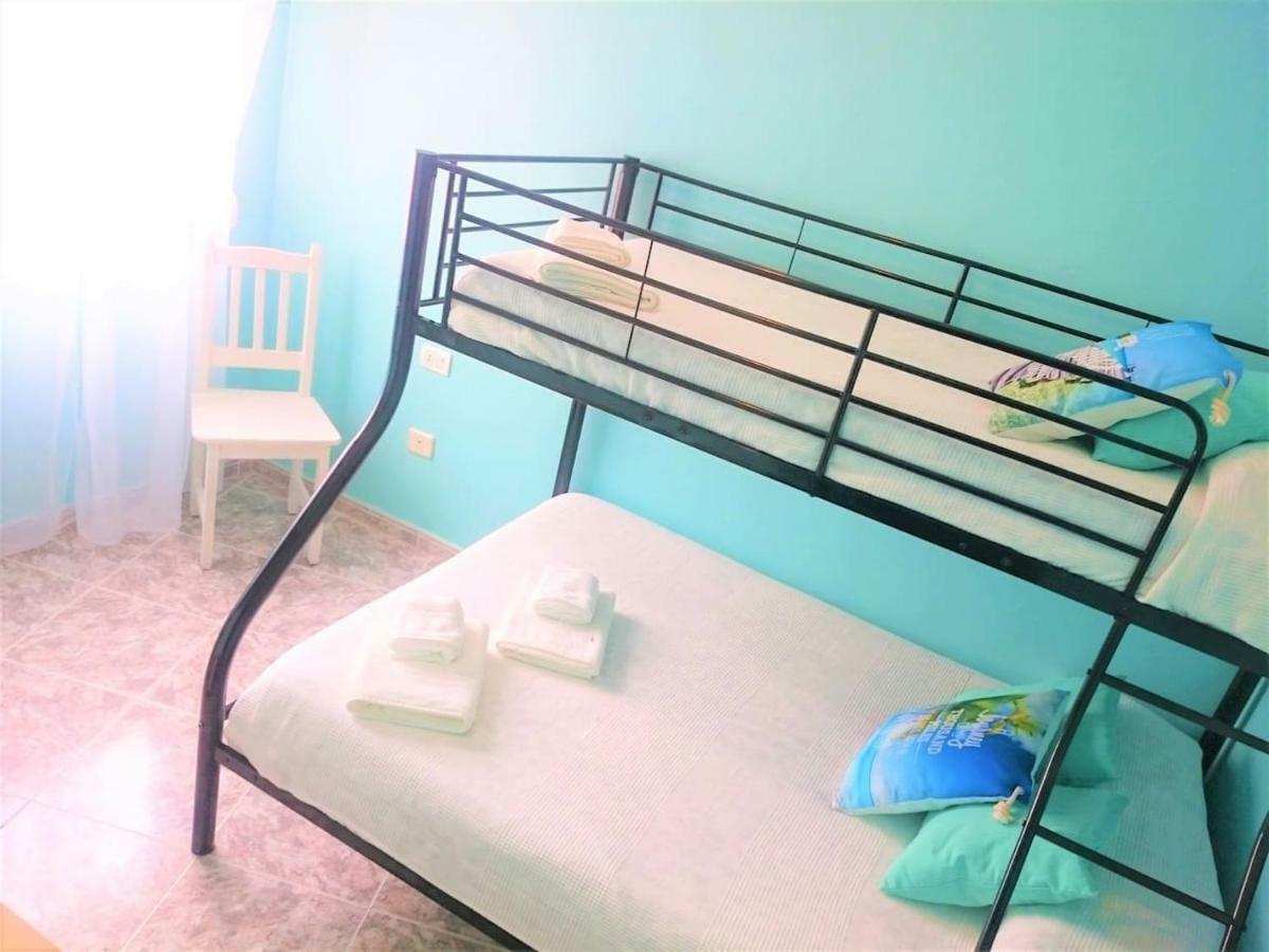 Bright Spacious Apartment, 2 Min Walk From Apartamento Candelaria