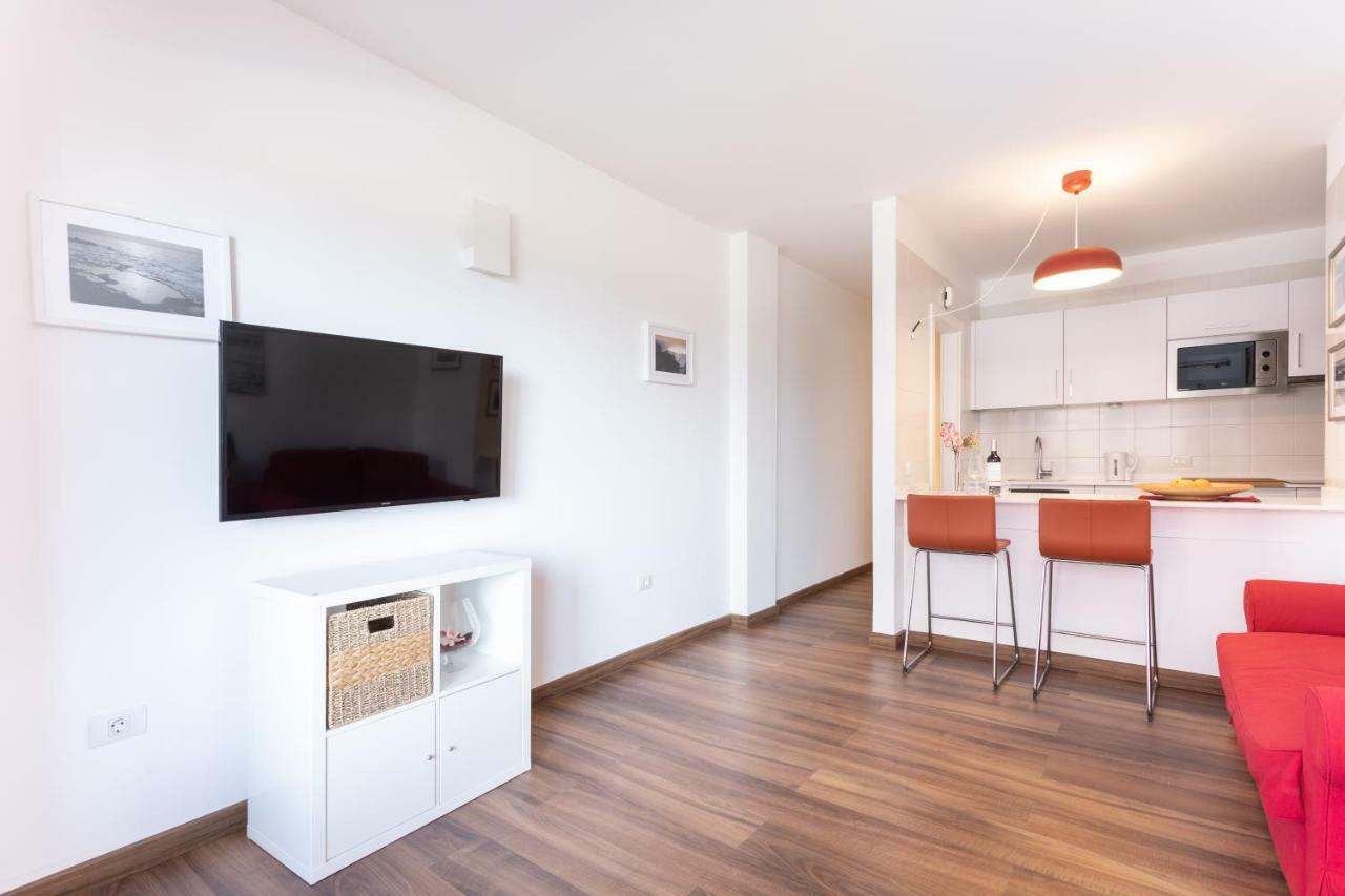 Under The Sun With Sea Views Apartment